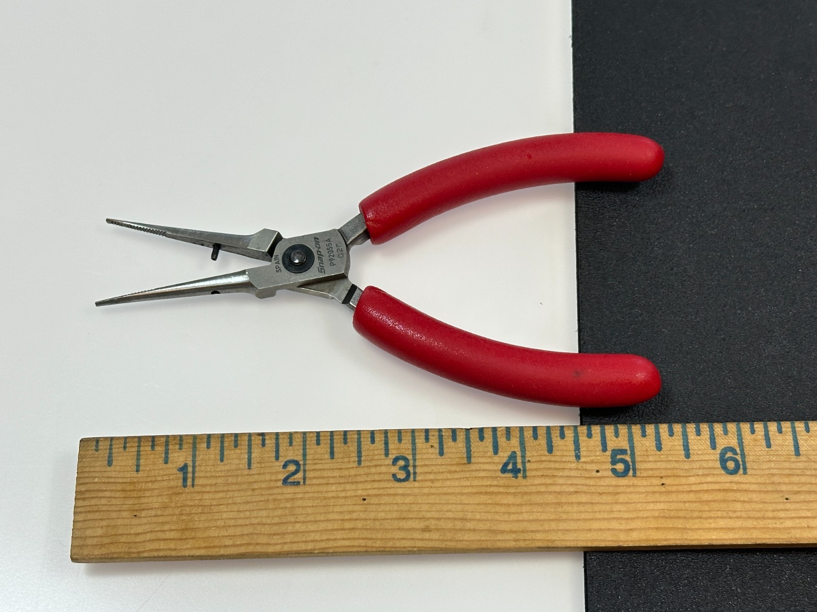 Snap-on Tools RED Soft Comfort Grip 5-1/2″ Needle Nose Precision Pliers P92055A