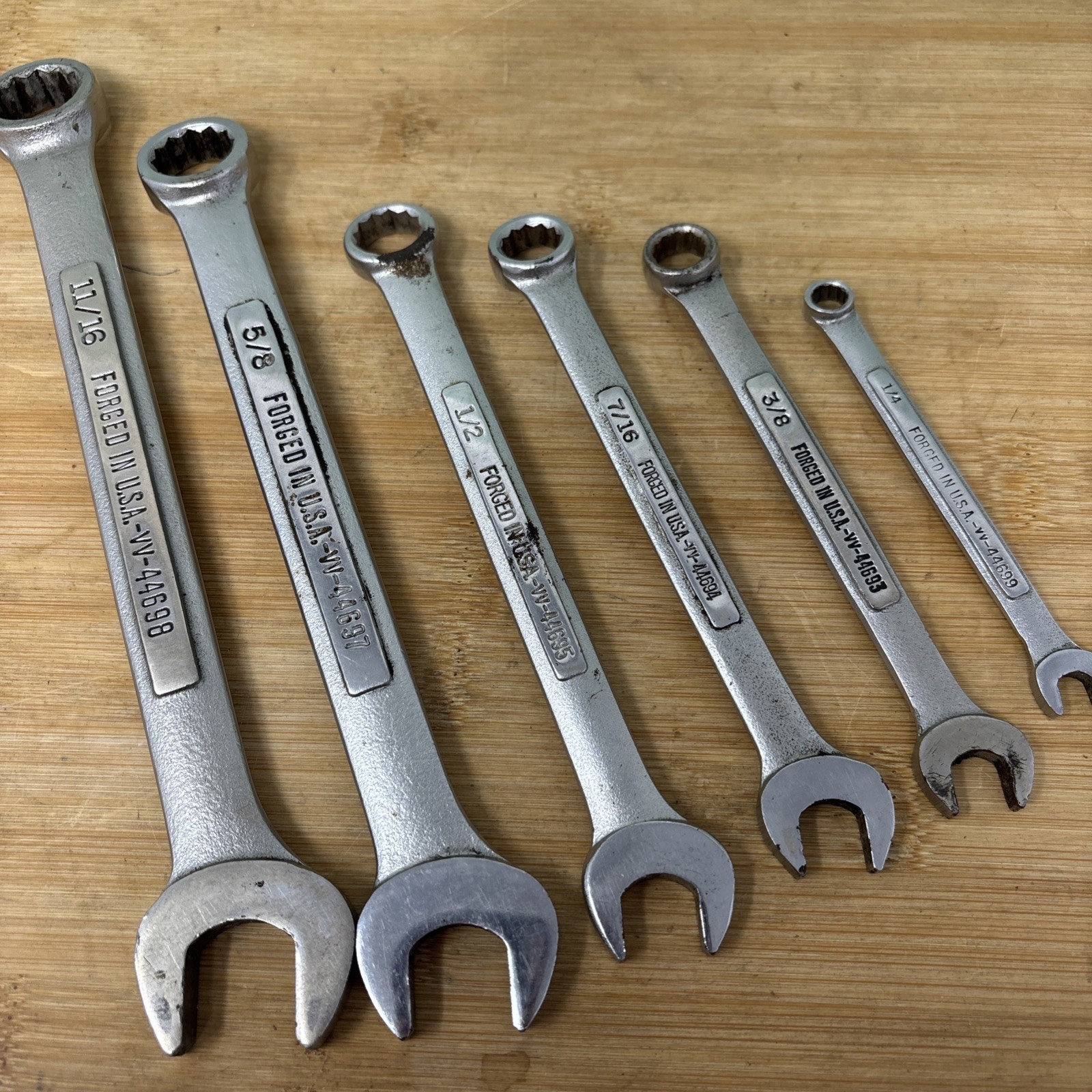 Lot 6 Craftsman Combination Wrenches USA 12pt,VV 1/4″, 11/16, 1/2, 7/16,5/8, 3/8