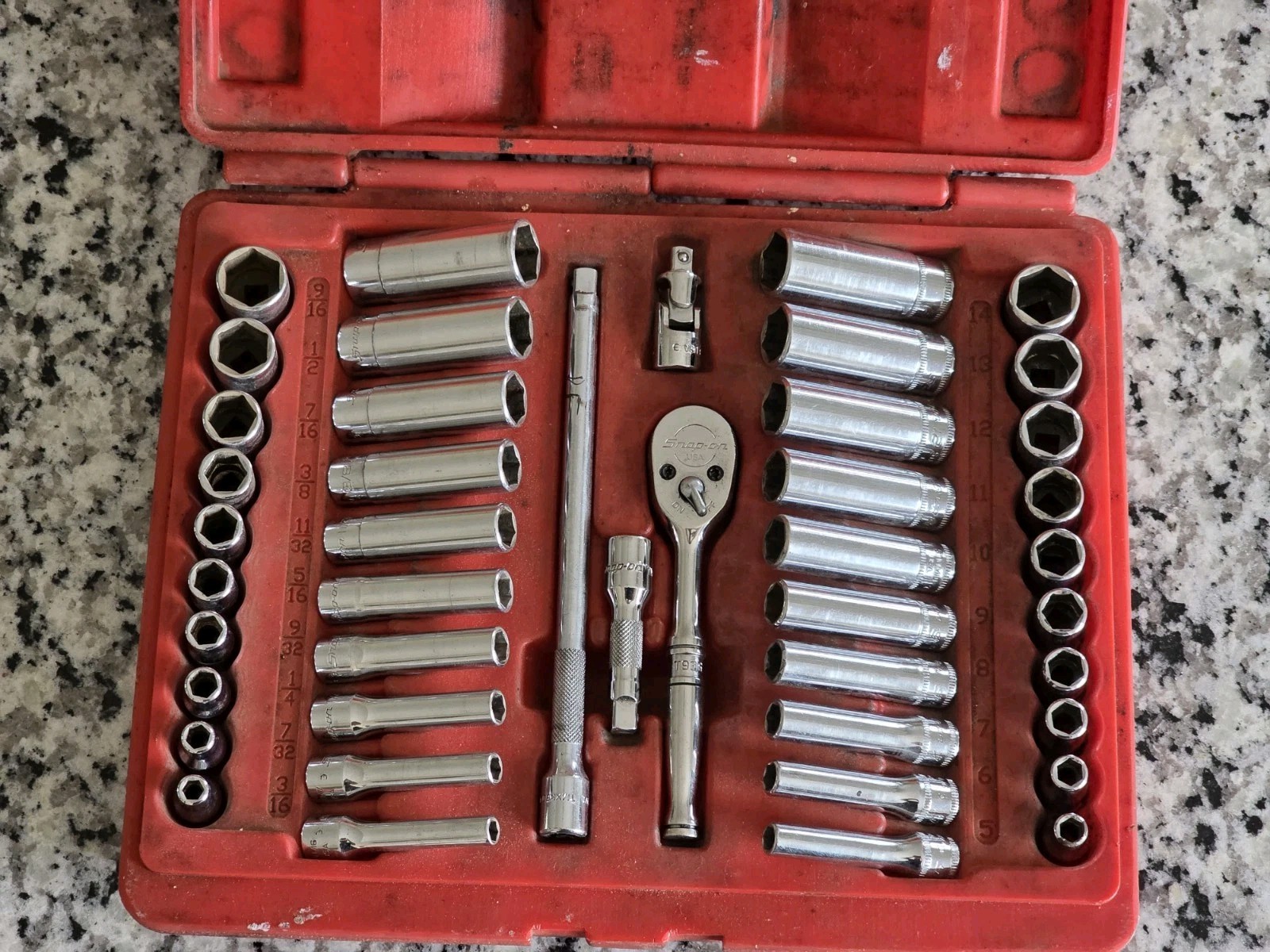 Snap-on 144TMPB 44pc 1/4″ Drive 6 Point Metric/SAE Socket Set. FREE S&H!