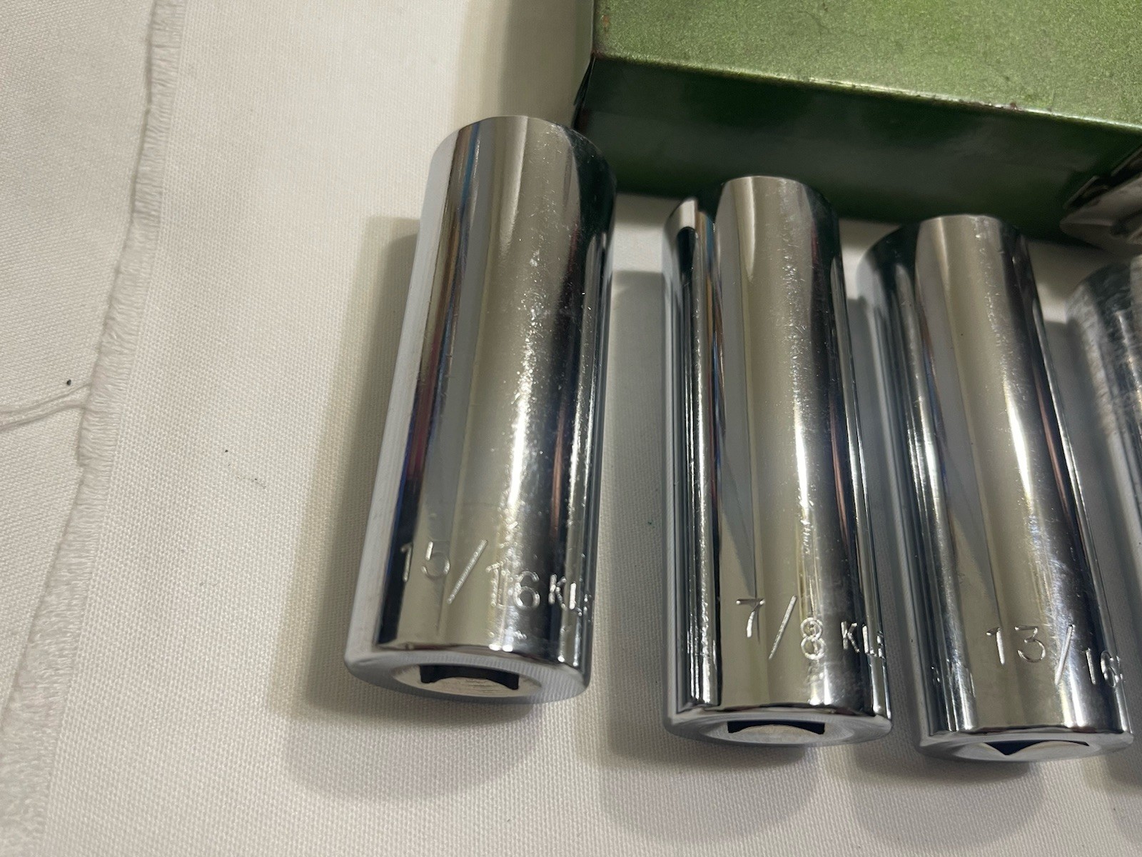 Vintage Klein Tools 8 Pieces Deep Socket Set . # 65825 To 65832