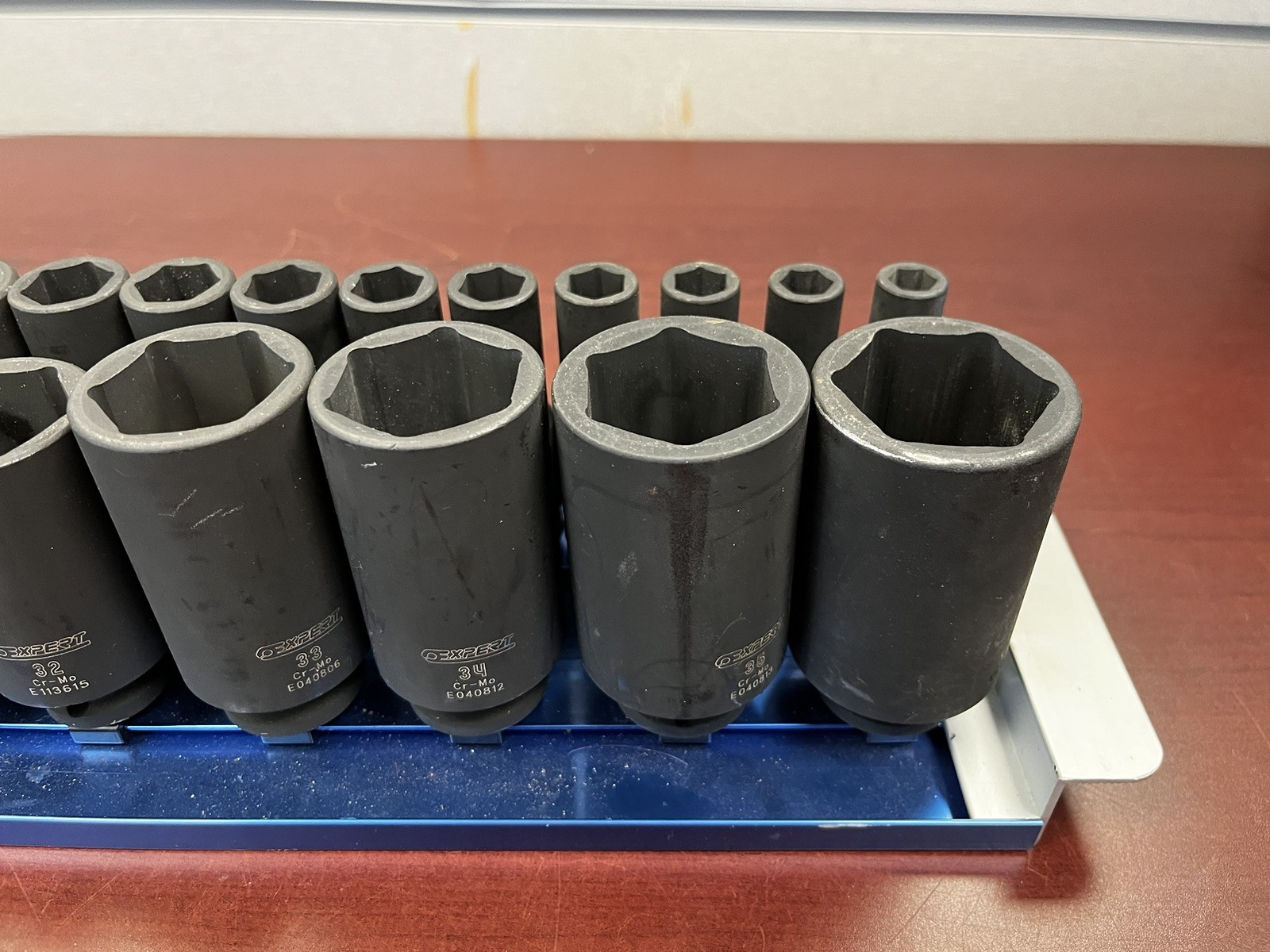 Expert by MAC Tools 26 pc 1/2″ Drive Metric 10-36mm Deep Impact Socket Set