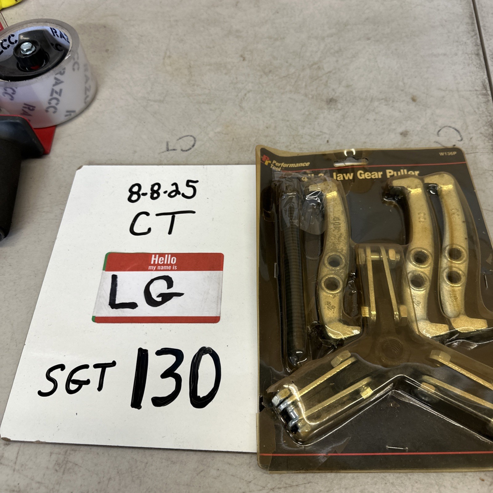 Performance Tool W136P 4″ 3 Jaw Gear Puller