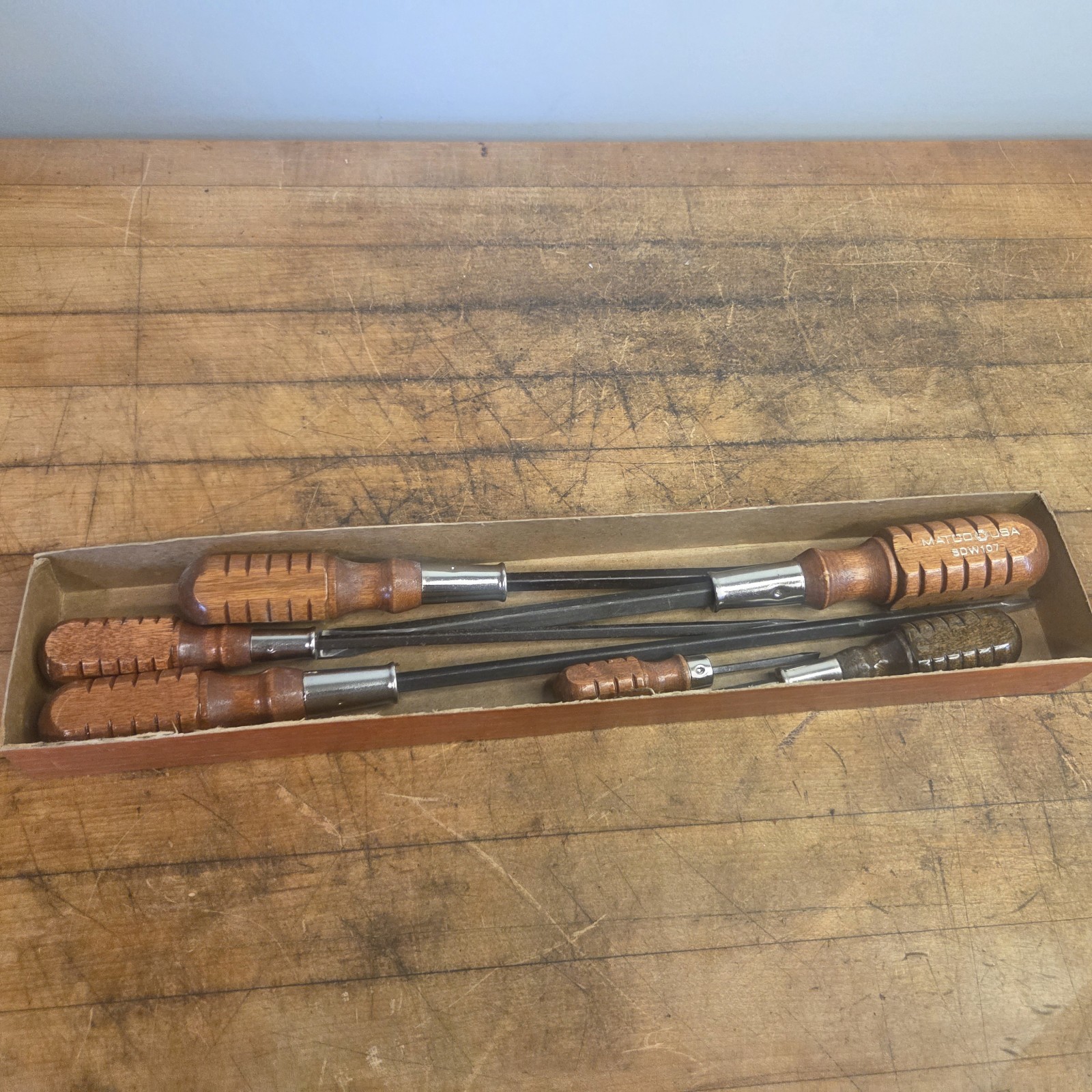 Matco SdW Screwdriver Wood handle Vintage Lot Of 5 Standard Flat Tip