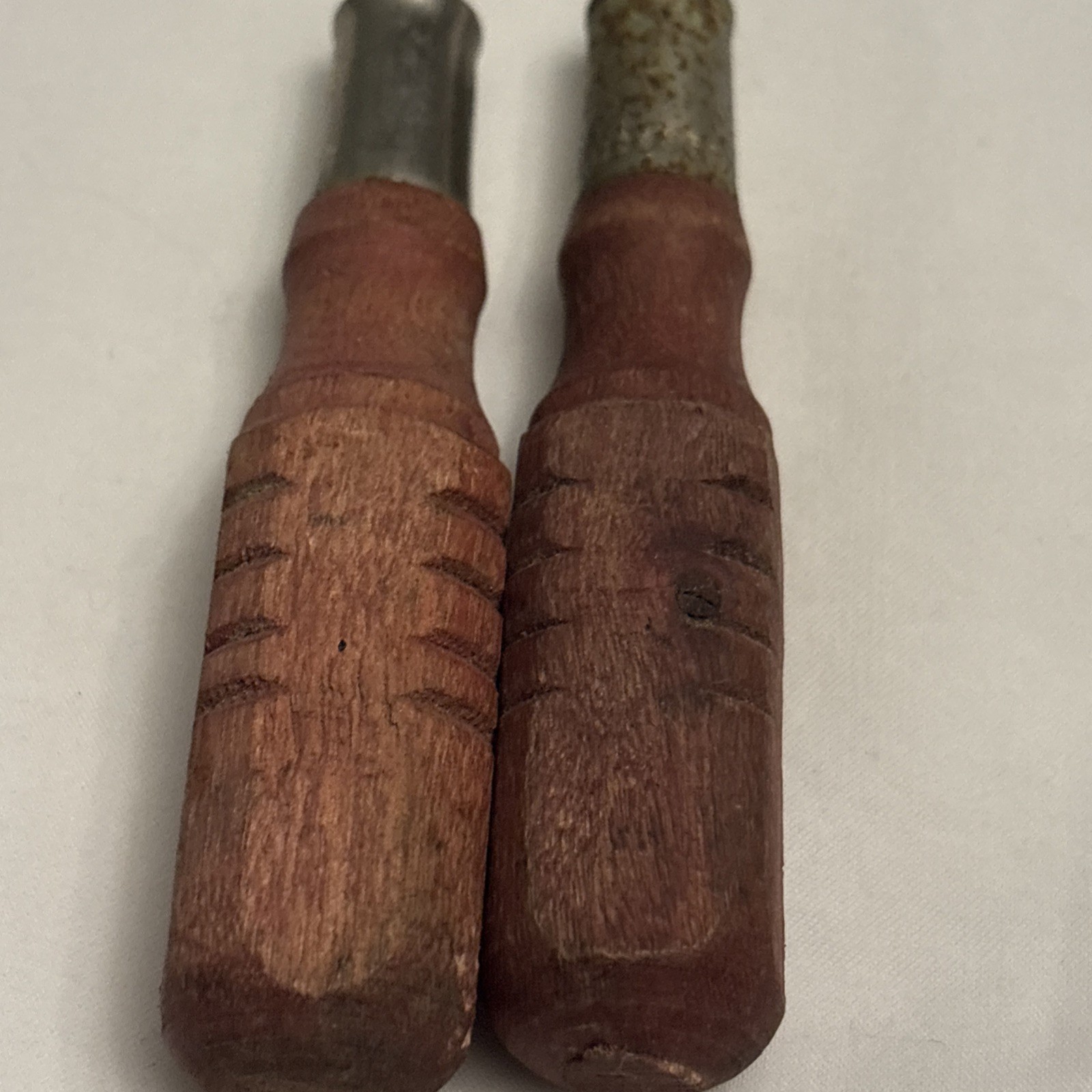 Vintage Screwdriver 2 Pc Flat Slotted & Phillips Wood Handle 5”