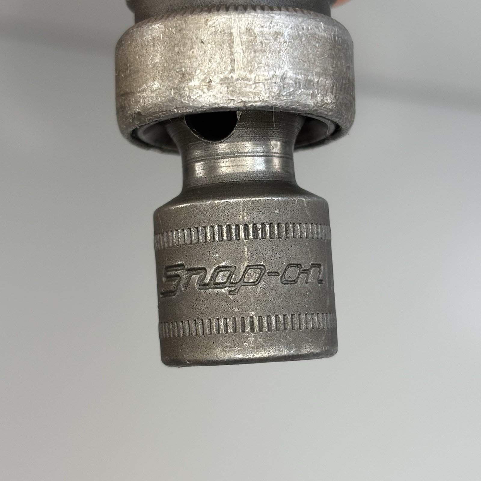 Snap On IPFM12B 3/8 Dr 6Pt Metric 12mm Flank Dr Shallow Swivel Impact Socket USA