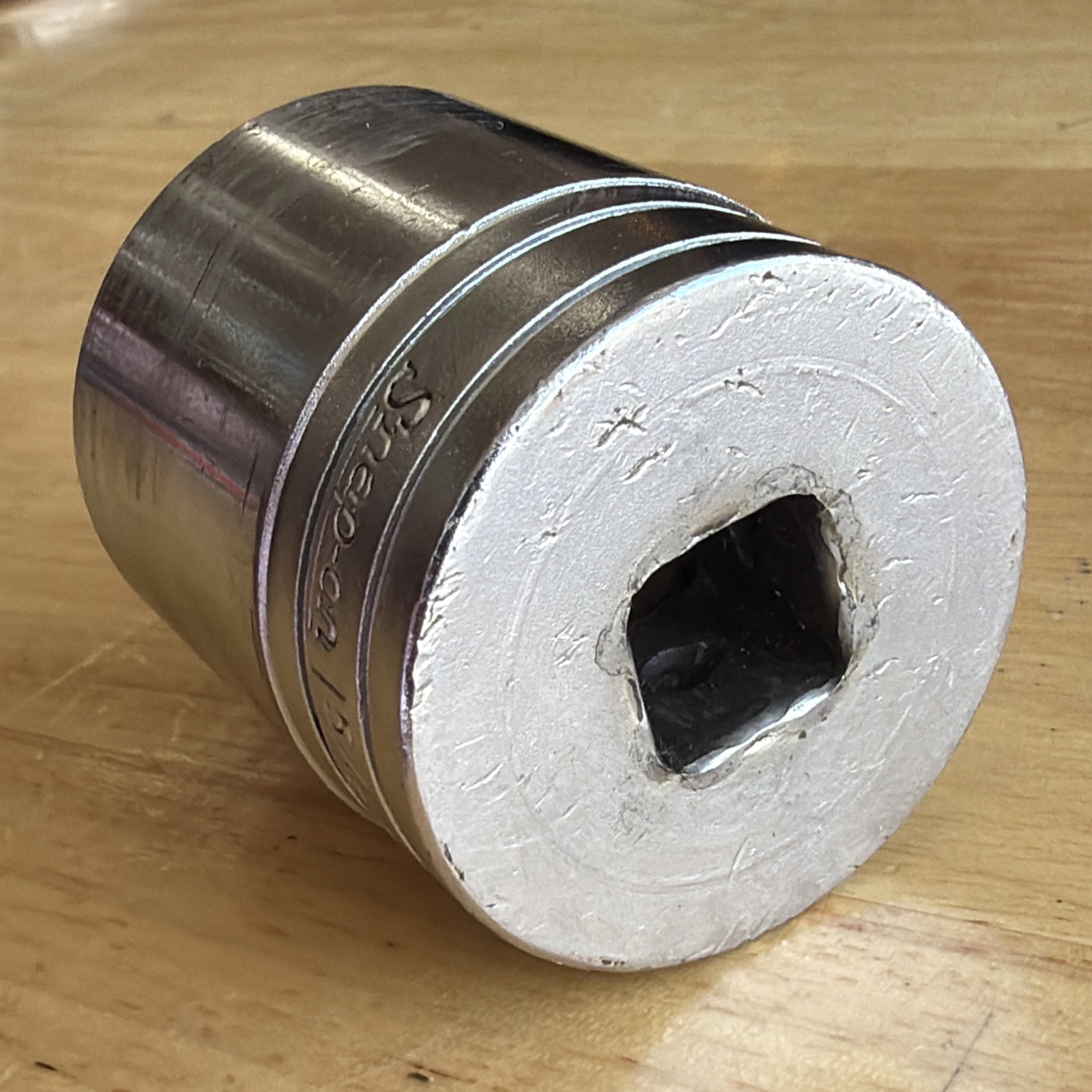 Snap On Tools 1-5/16″ Shallow Socket 1/2″ Drive 12 Point SW421 Vtg Made in USA