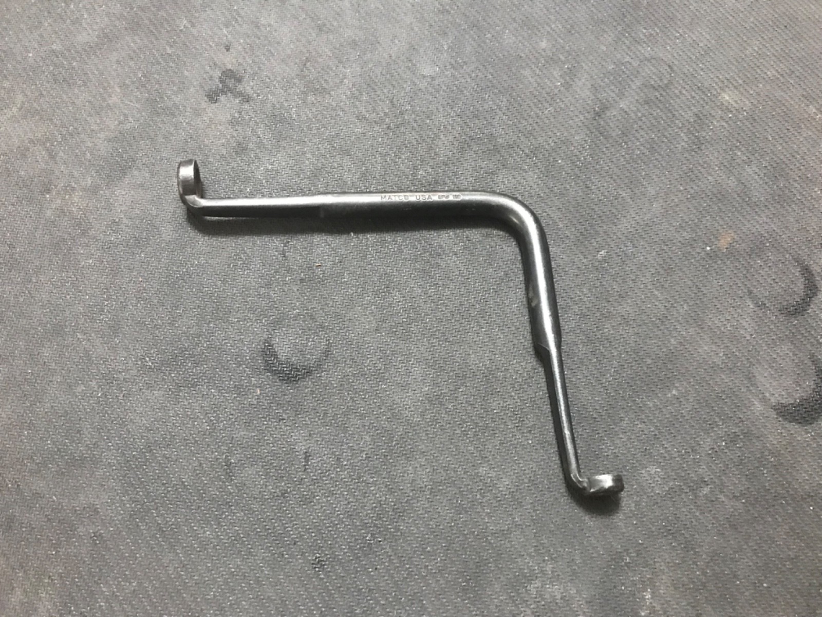 Matco Tools 90 Degree Offset Double Box End 6 Pt. 5/16” x 3/8” Wrench SPW110 USA