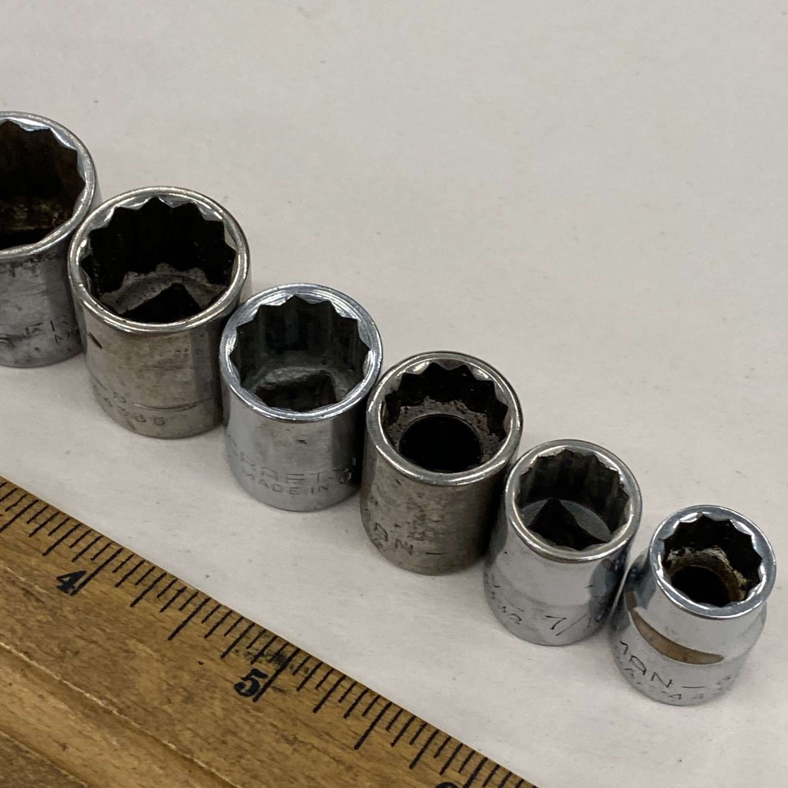 Craftsman USA 3/8 dr. 8 pc. 12 pt socket set Mixed Series 3/8 – 13/16 inch M0855