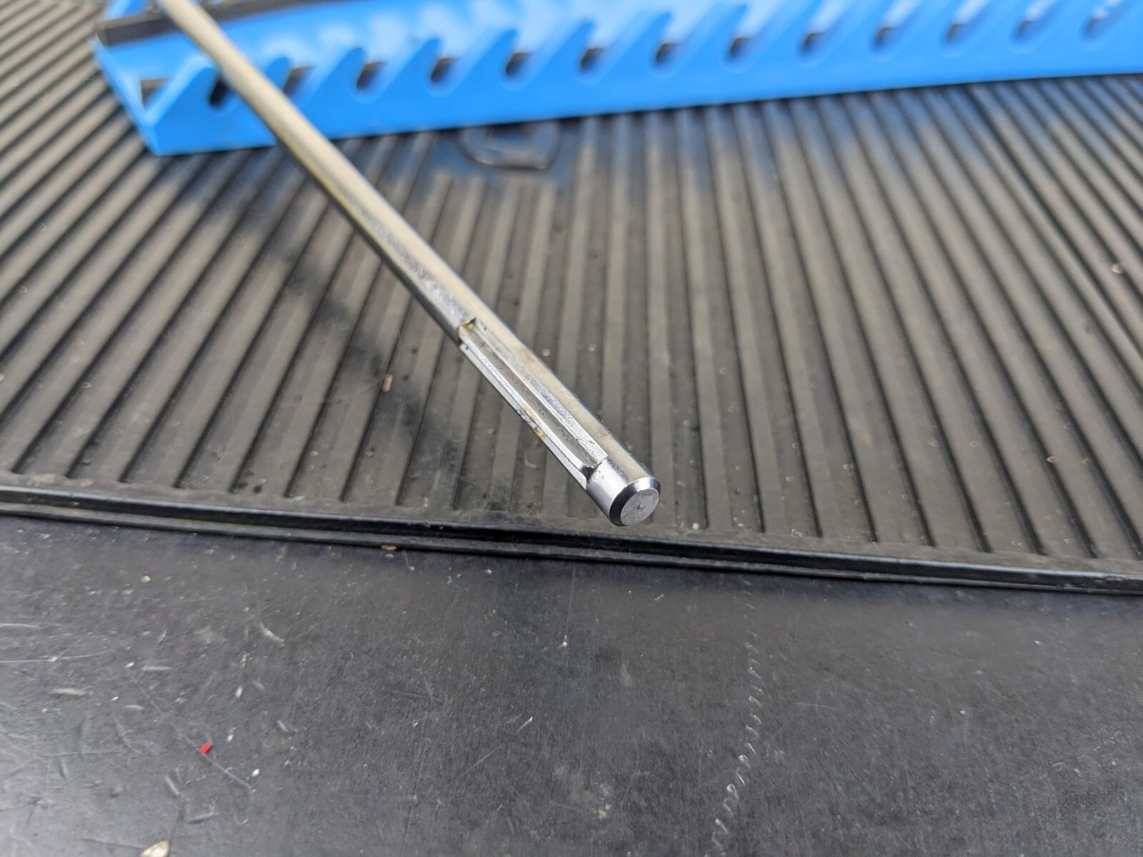 #ao278 NEW Snap-On 12″ Shaft for Flat Long Cabinet Screwdriver SGD4120B