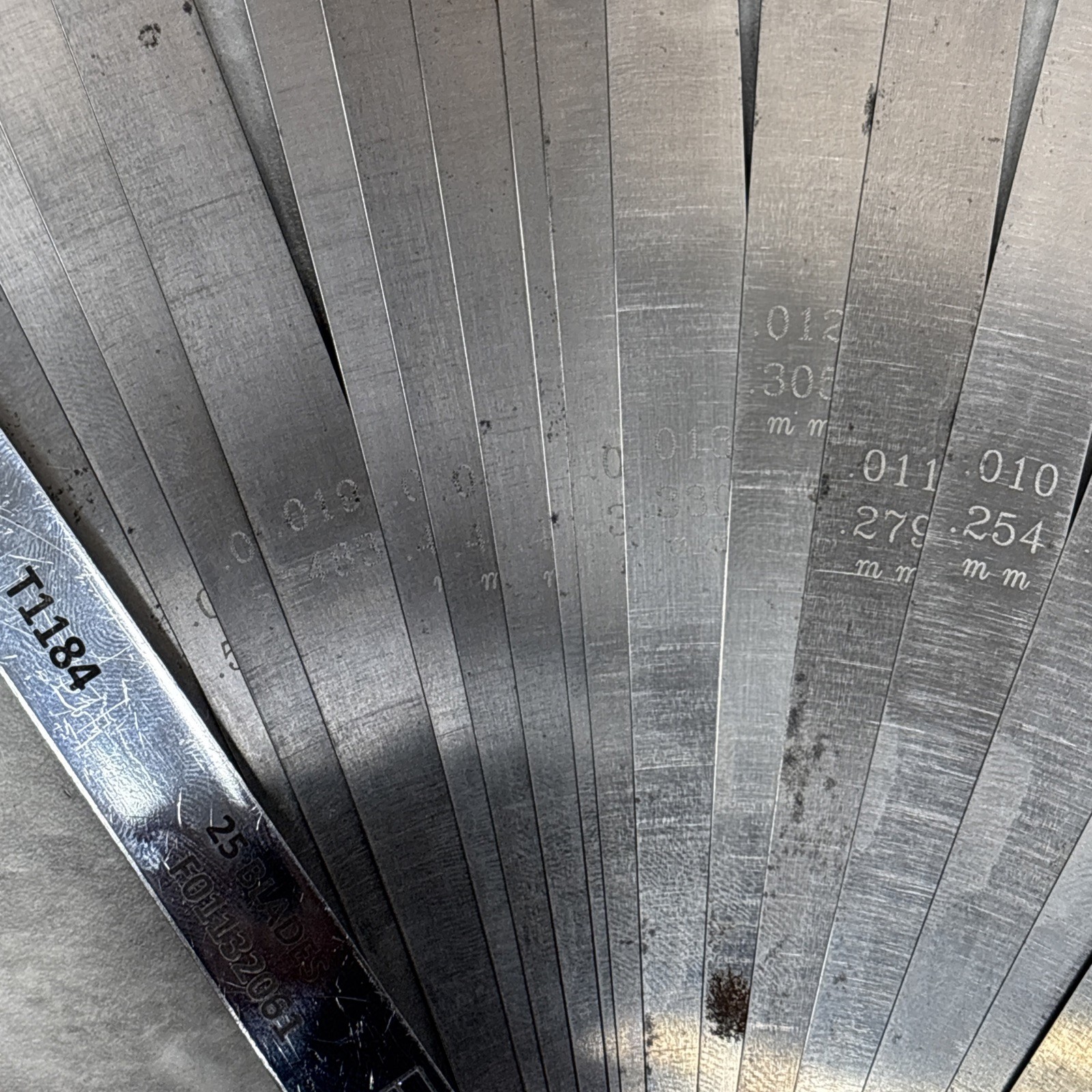 Proto #000TL 1/2″ x 12″ Blade Long Feeler Gauge Set with Steel Blade Holder