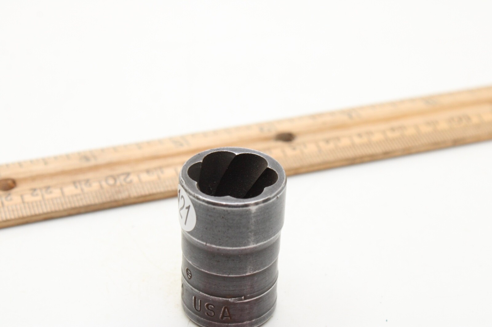 Unbranded 5/8 – 16mm 3/8”Drive Black Oxide SAE Twist Impact Socket USA