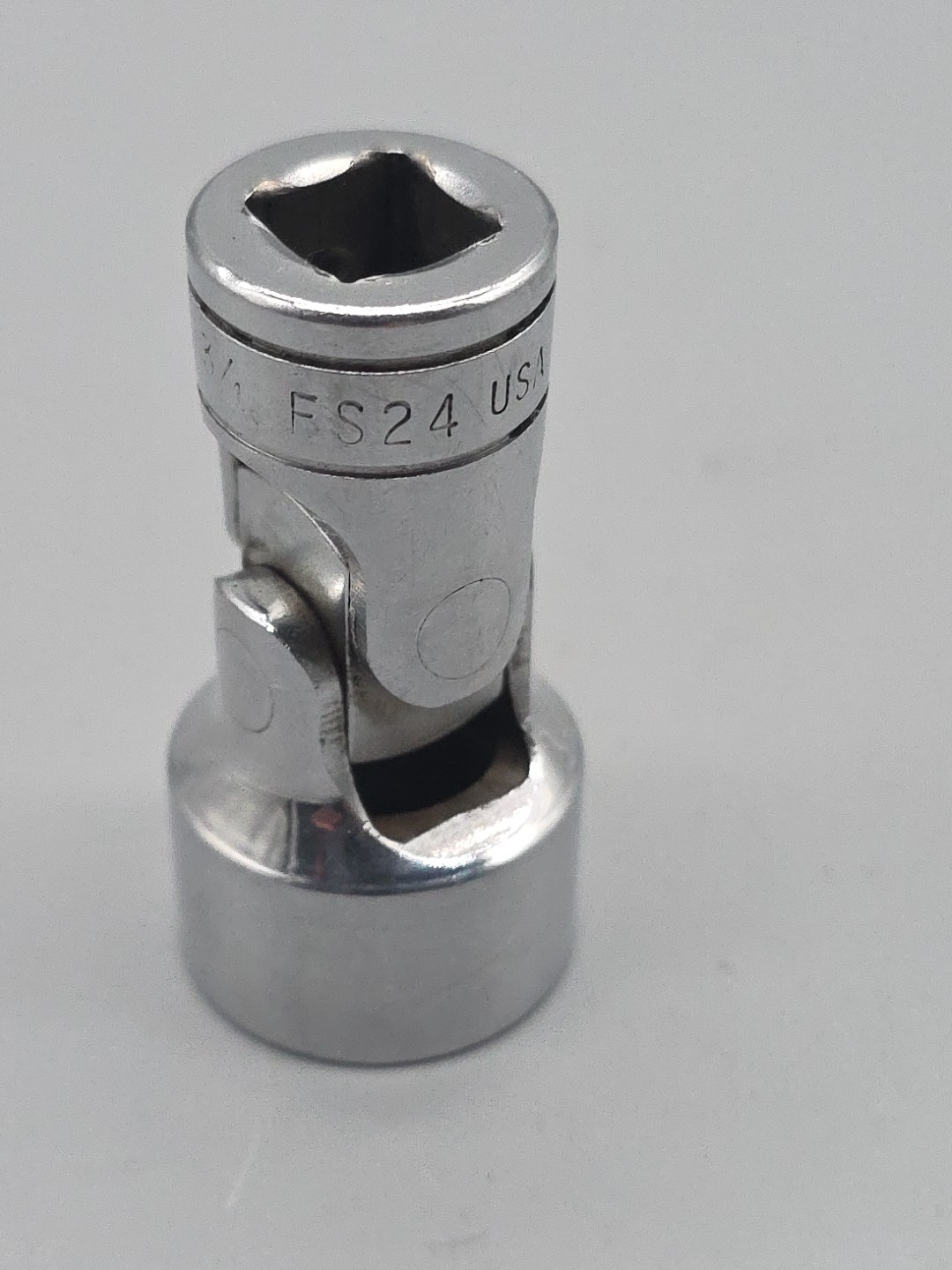 Snap-on Tools FS24 3/8″Drive 3/4″ 6 Point Swivel Socket USA