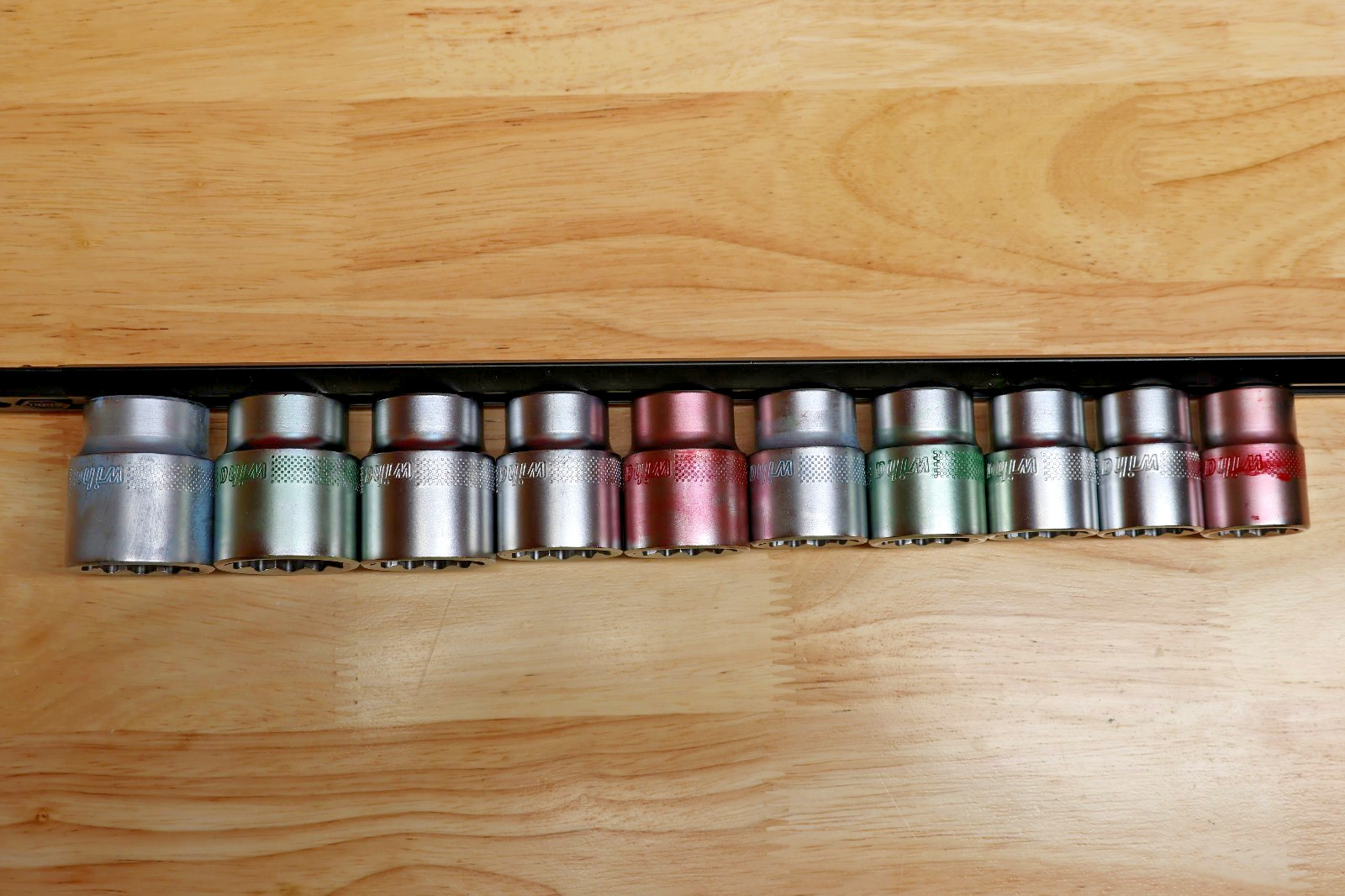 Wiha 33891 30 Piece 1/2″ Drive Socket Set – Metric