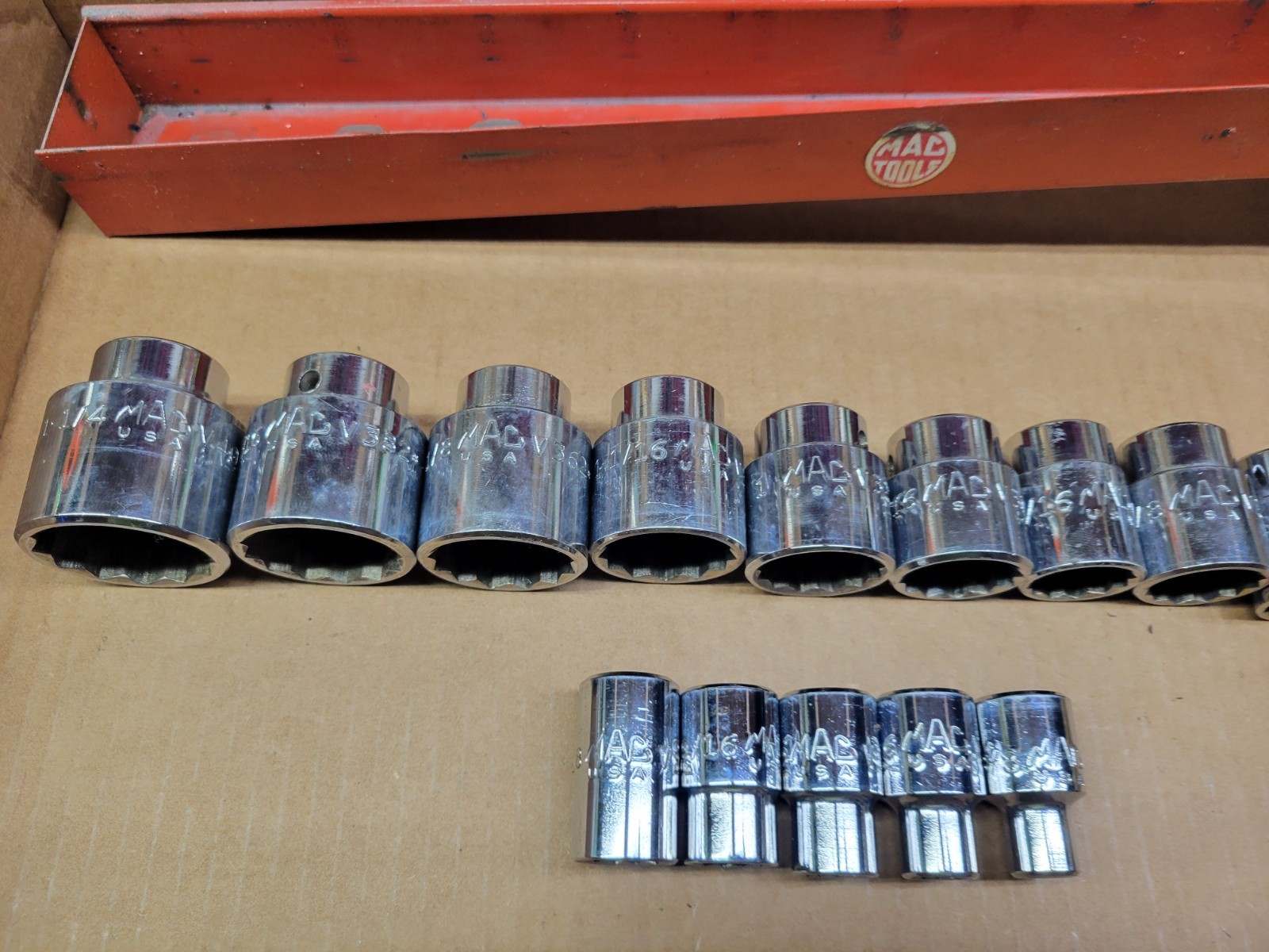 Mac Tools USA 15-Piece1/2″ Drive SAE 12-Point Socket Set 3/8 – 1-1/4″