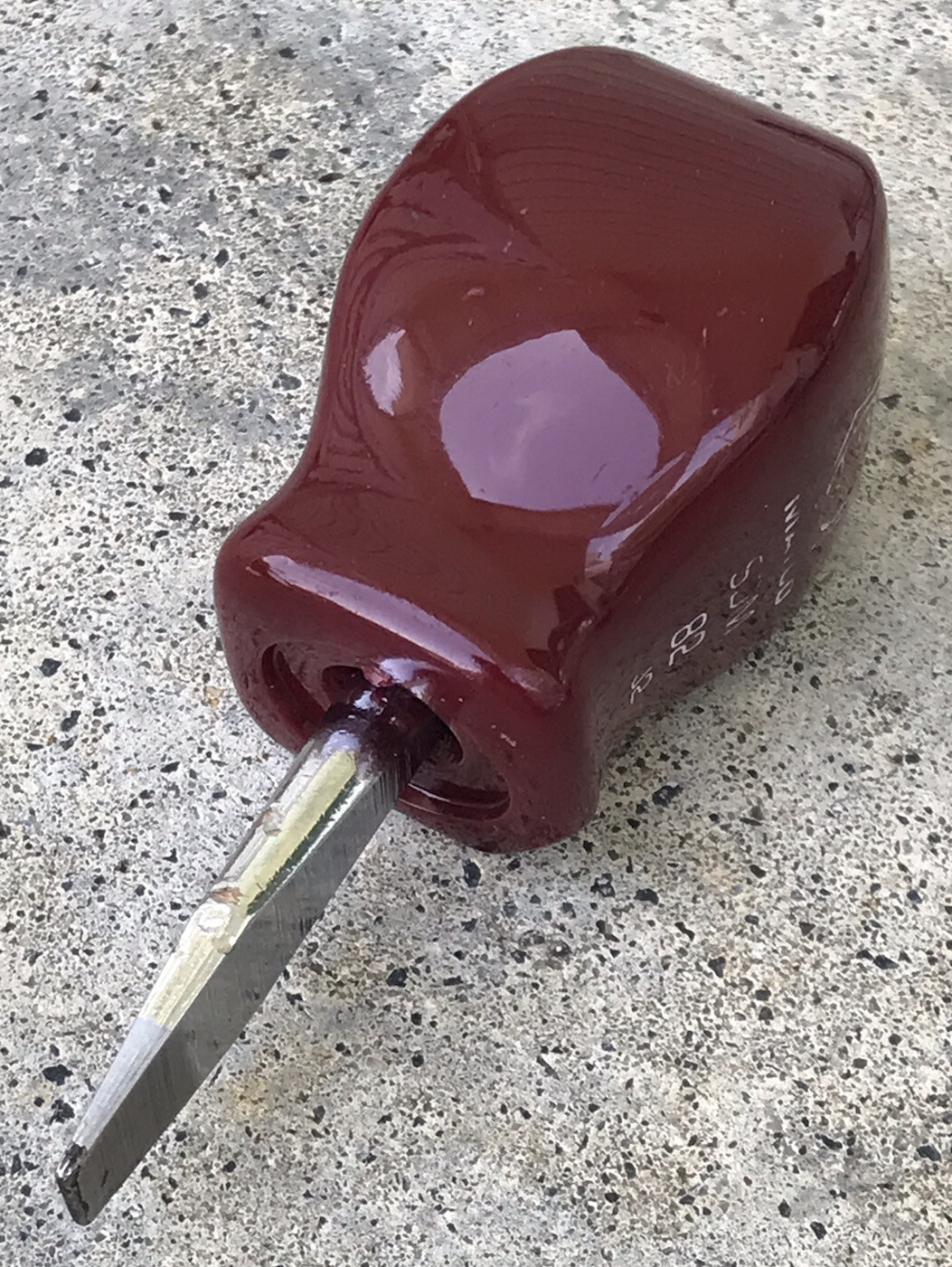 Matco Stubby Slotted Burgundy Handle Screwdriver SDM 82