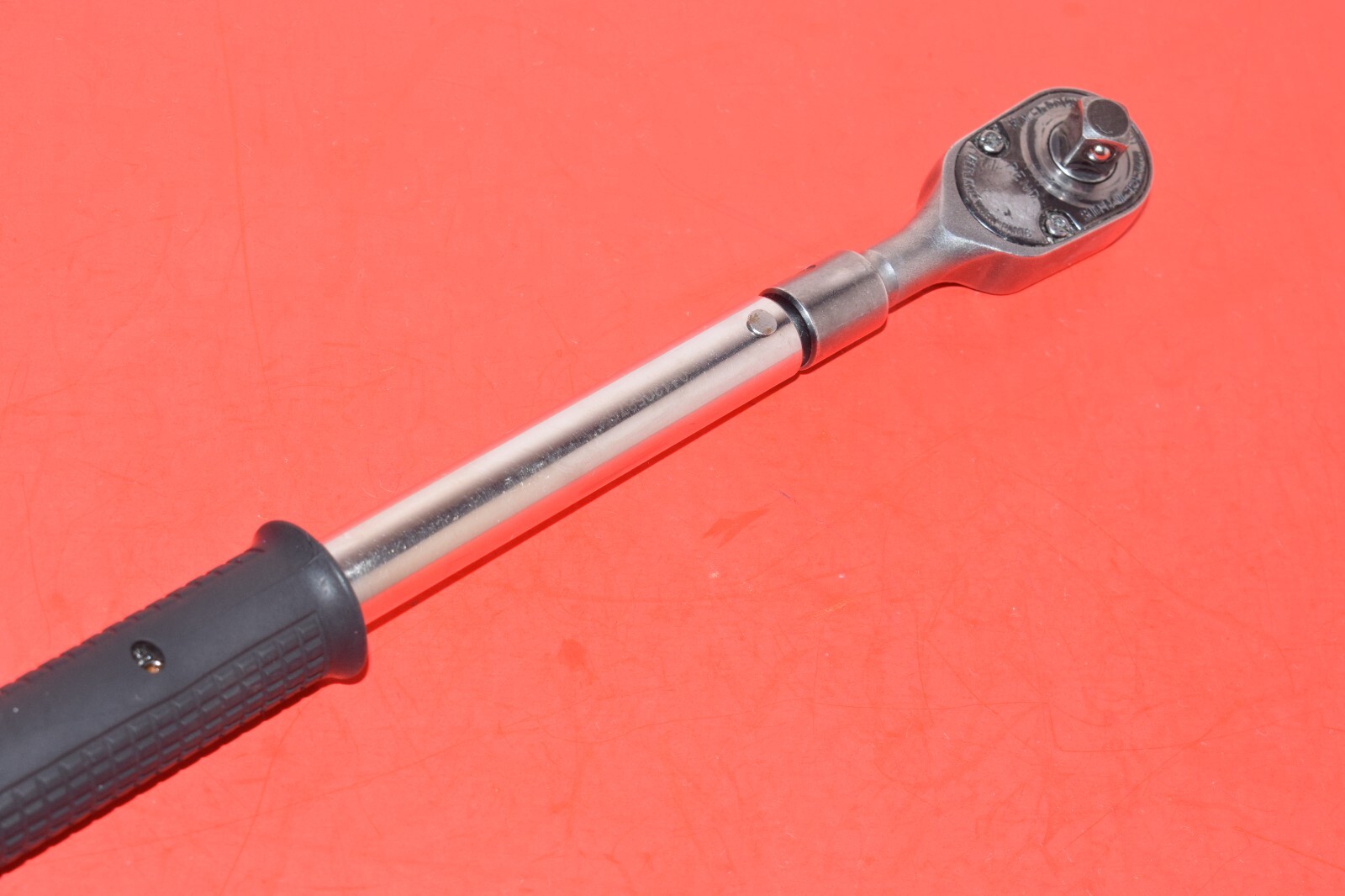 Snap-On 3/8” Drive SAE Interchangeable Head 100 In Lb Preset Torque Wrench