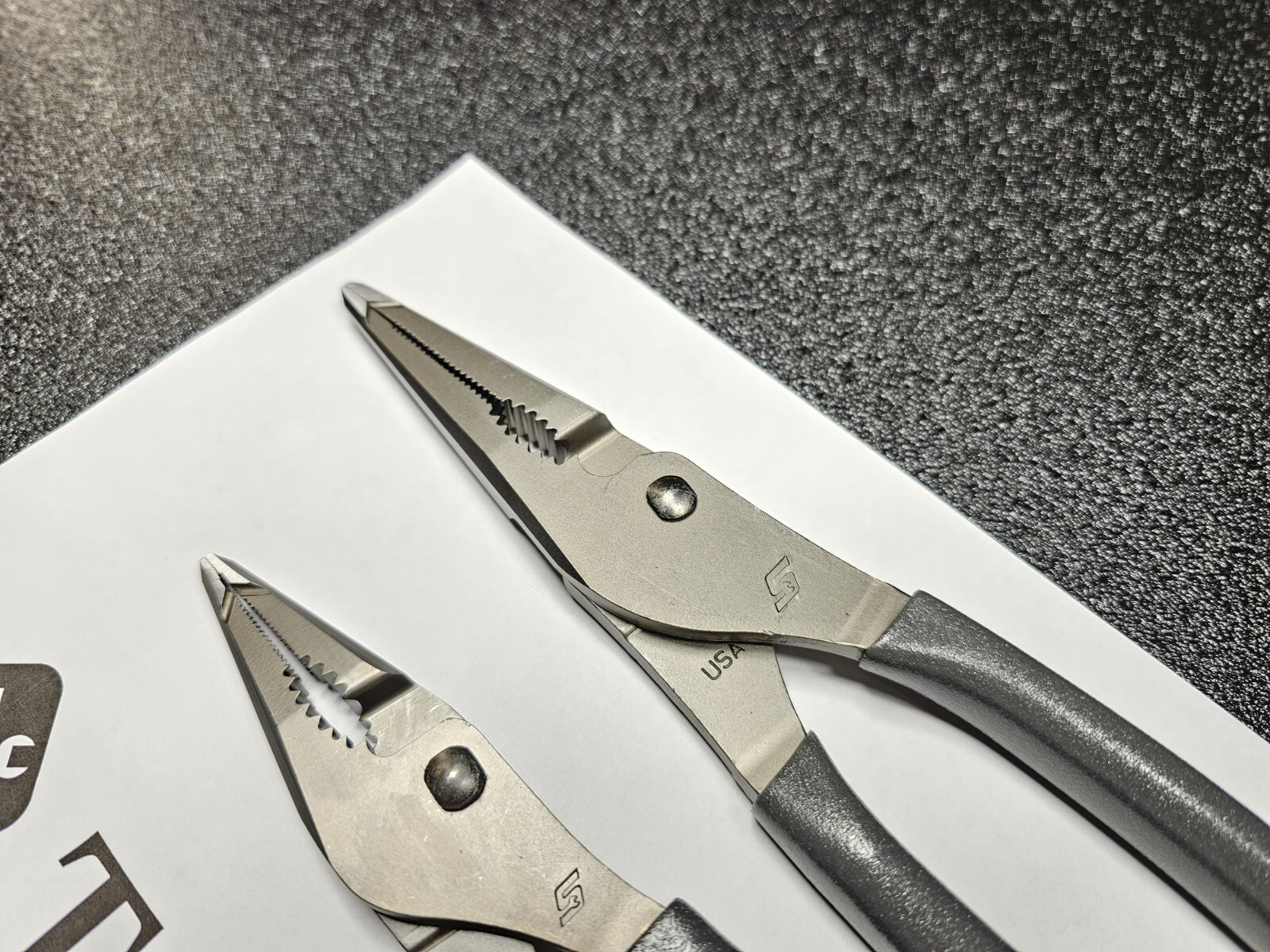 Snap-on Tools NEW 2pc DARK TITANIUM 7″ & 9″ Long Nose Slip Joint Pliers LN46ACF