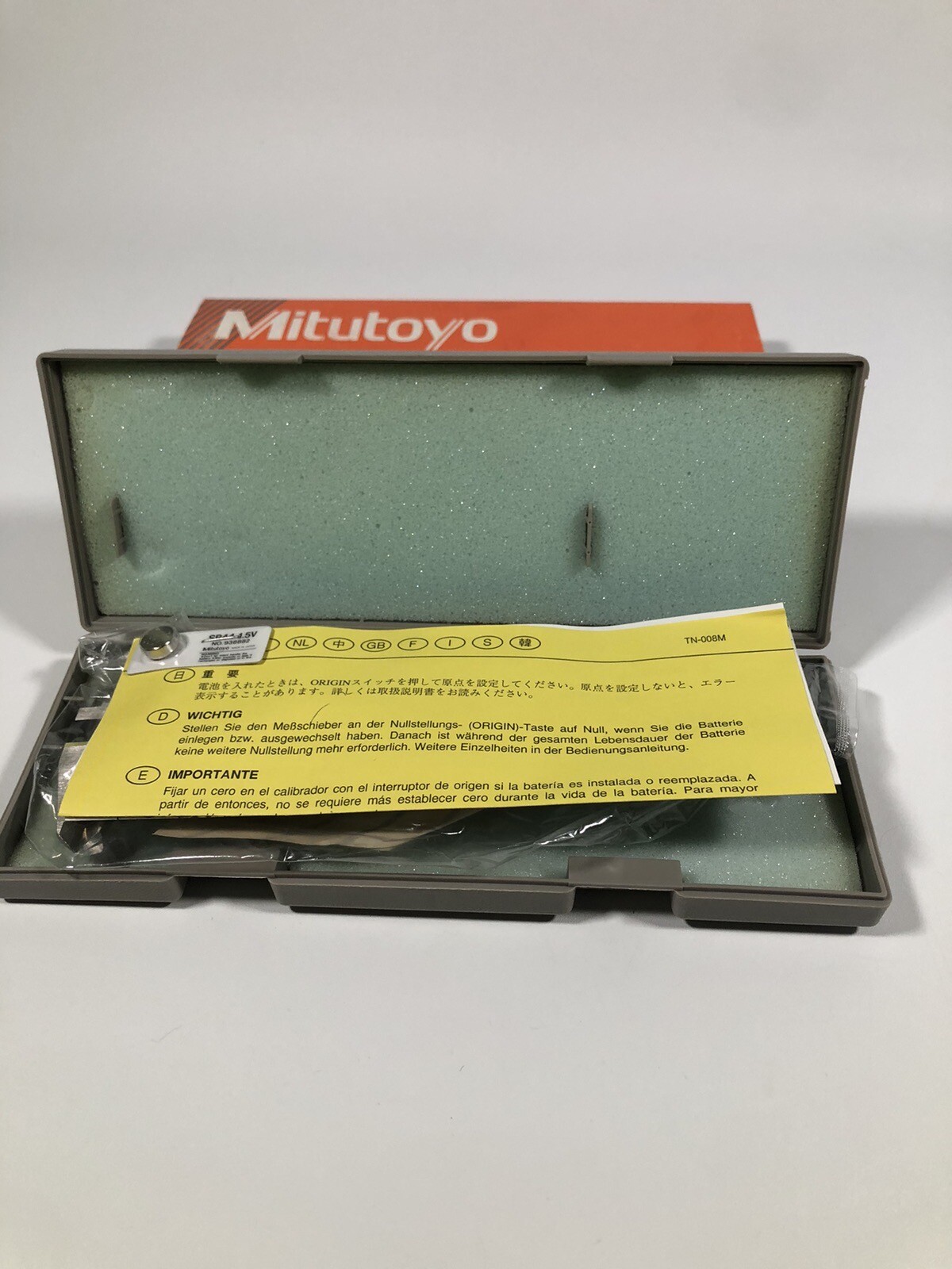 NEW Mitutoyo 500-175 Series 0 to 6″ SAE & Metric Steel Digital Absolute Caliper