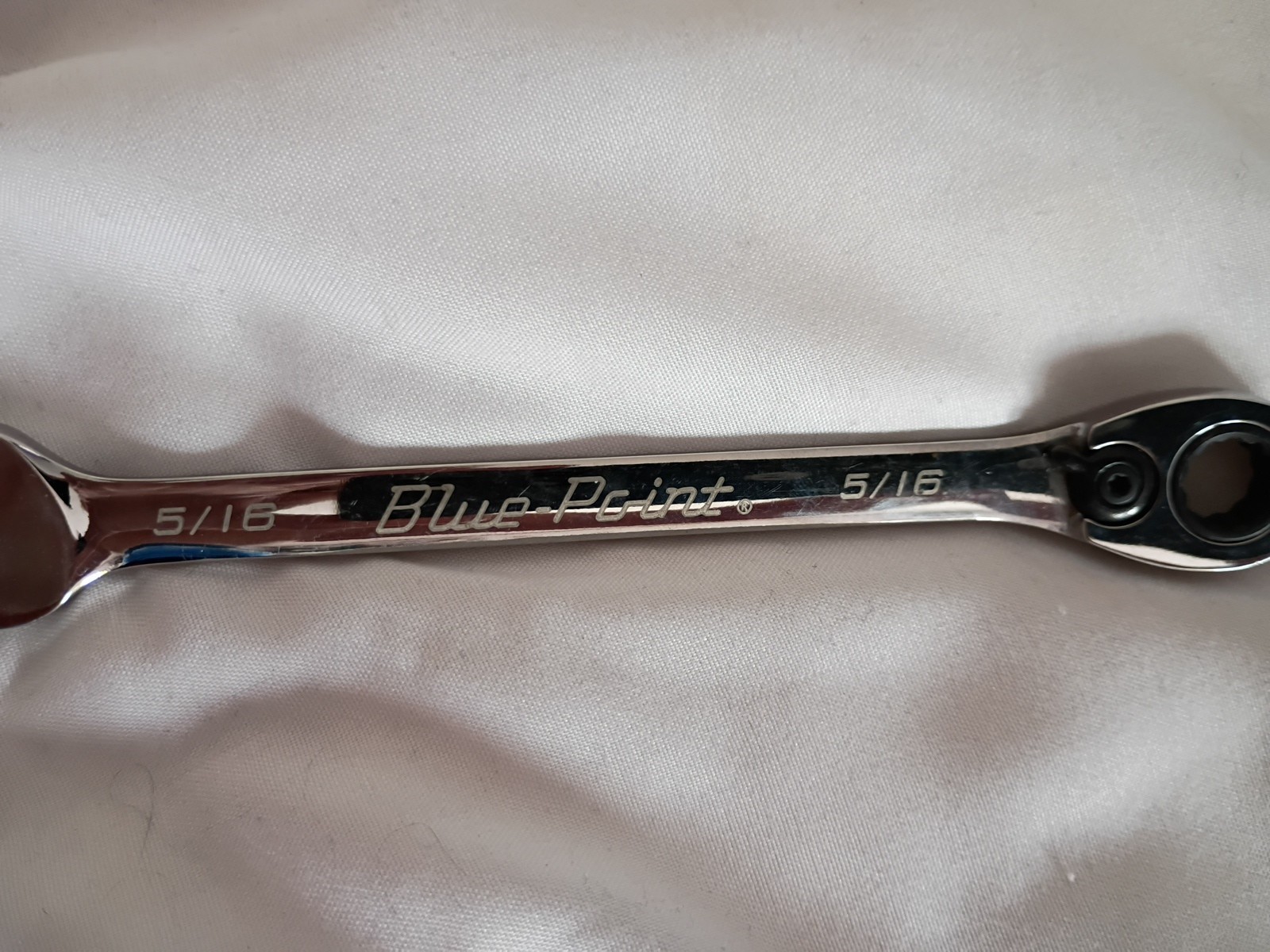 Blue-Point 5/16″ SAE Offset Ratcheting Combination Wrench.
