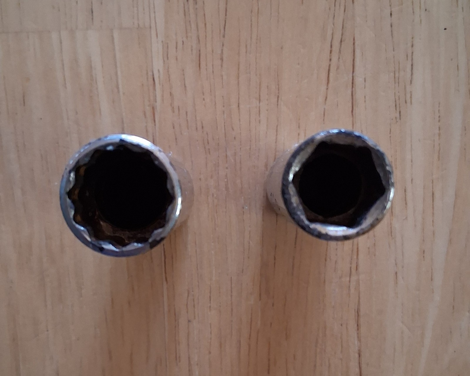 2 Snap-on 1/4″ Drive Sockets (1/2″ Dp 12 Pt STMD16) & (7/16″ Dp 6Pt STM14) USA