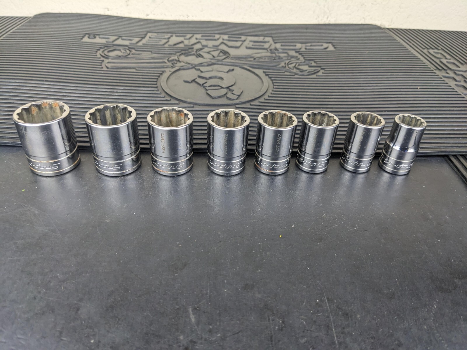 #av826 Snap-On Set 1/2″ Drive Socket Set 9/16″ to 1” SAE SW Series 12 Point