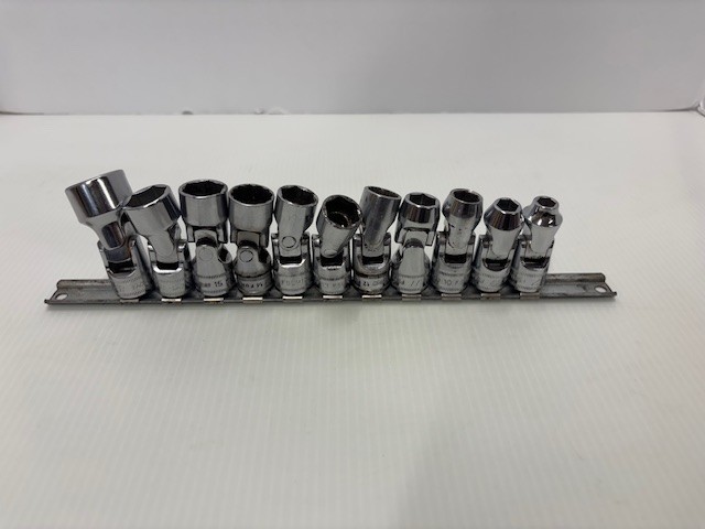 Snap On Tools 3/8” Drive 6 Point and 12 point 11pc Swivel Socket Set
