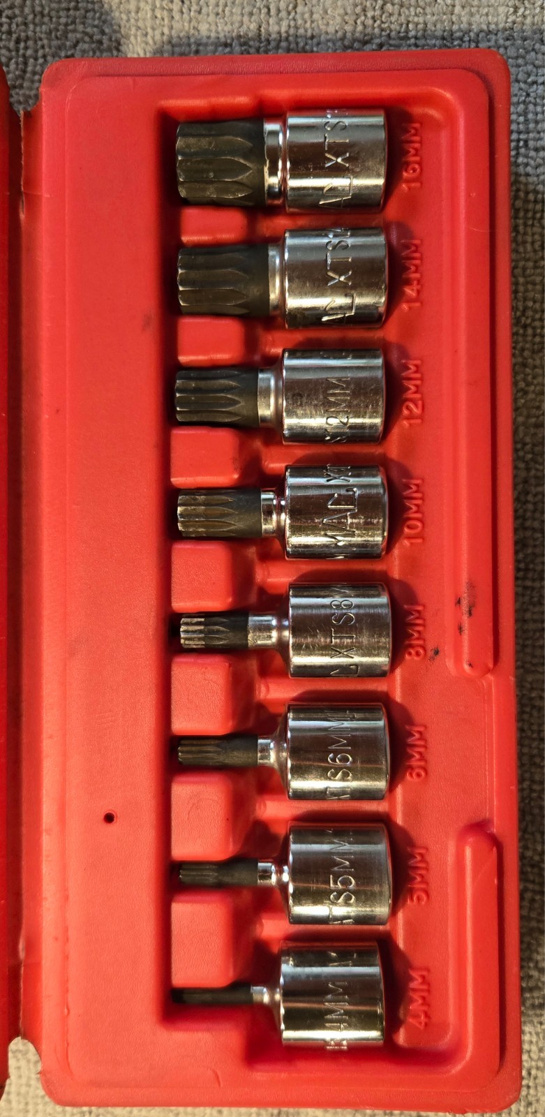 Mac Tools SXMTS8B 3/8″ Drive 8 pc Triple Square Driver Set, 4mm-16mm, Used