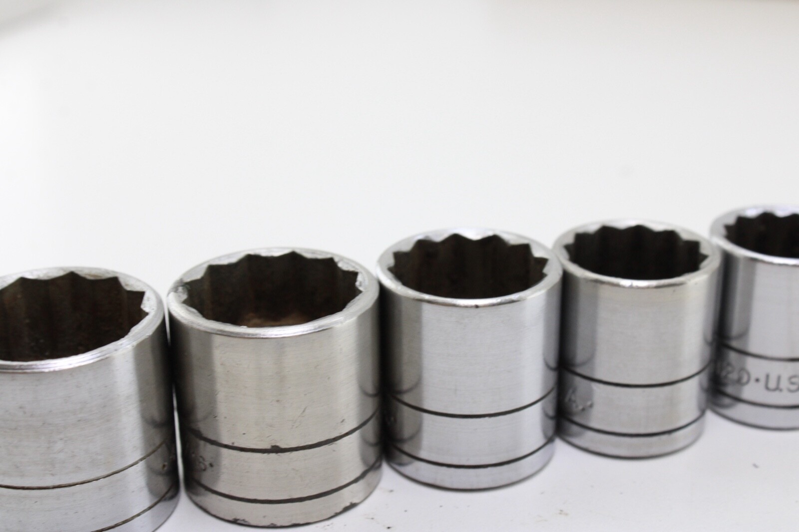 S-K Tools 45128-45112 USA 7/8″-3/8″ 9 Piece 12/6 Pt 3/8 DrSockets Good Cond