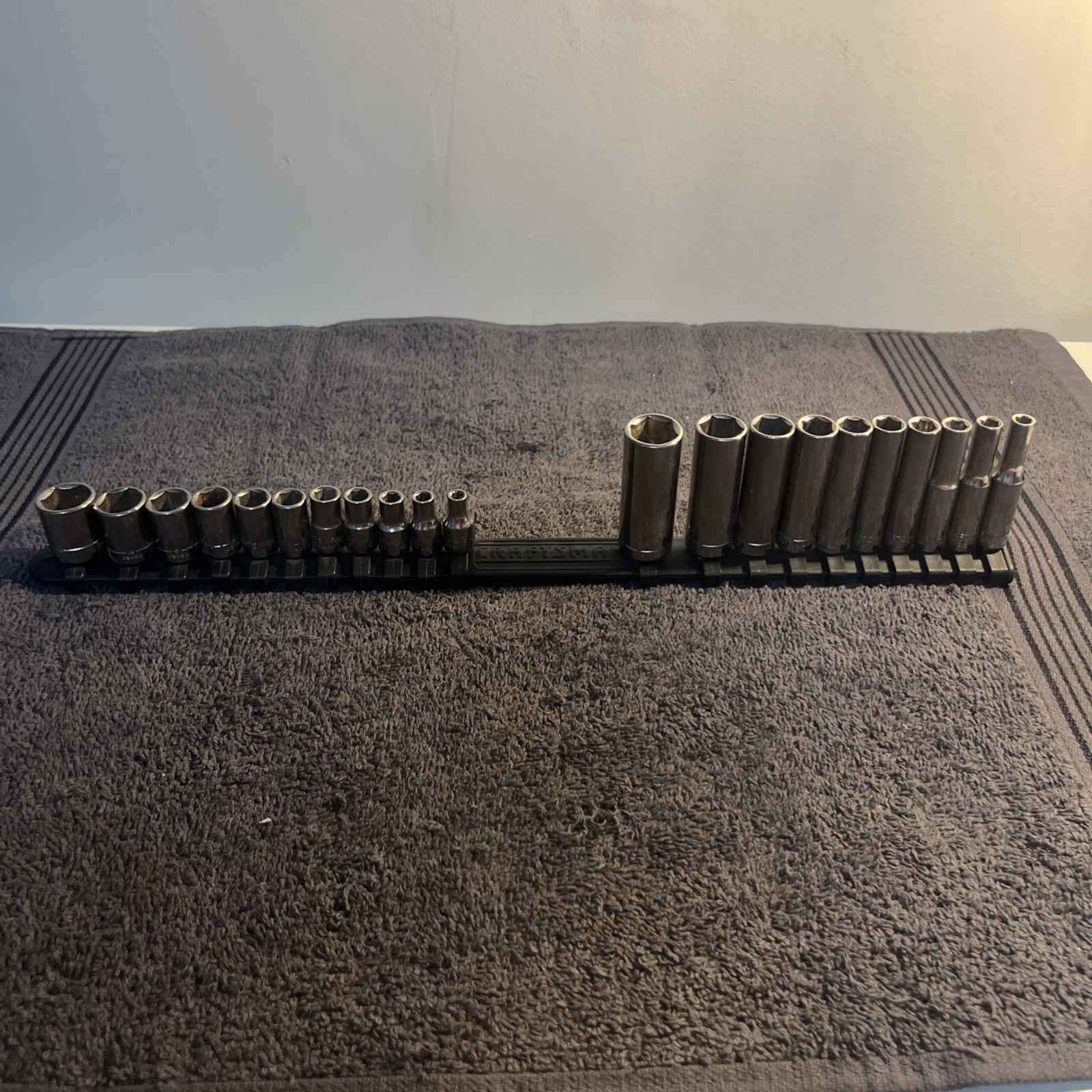 Craftsman 21 Piece 1/4″ Socket Set Deep & Shallow With Rail 6 Point
