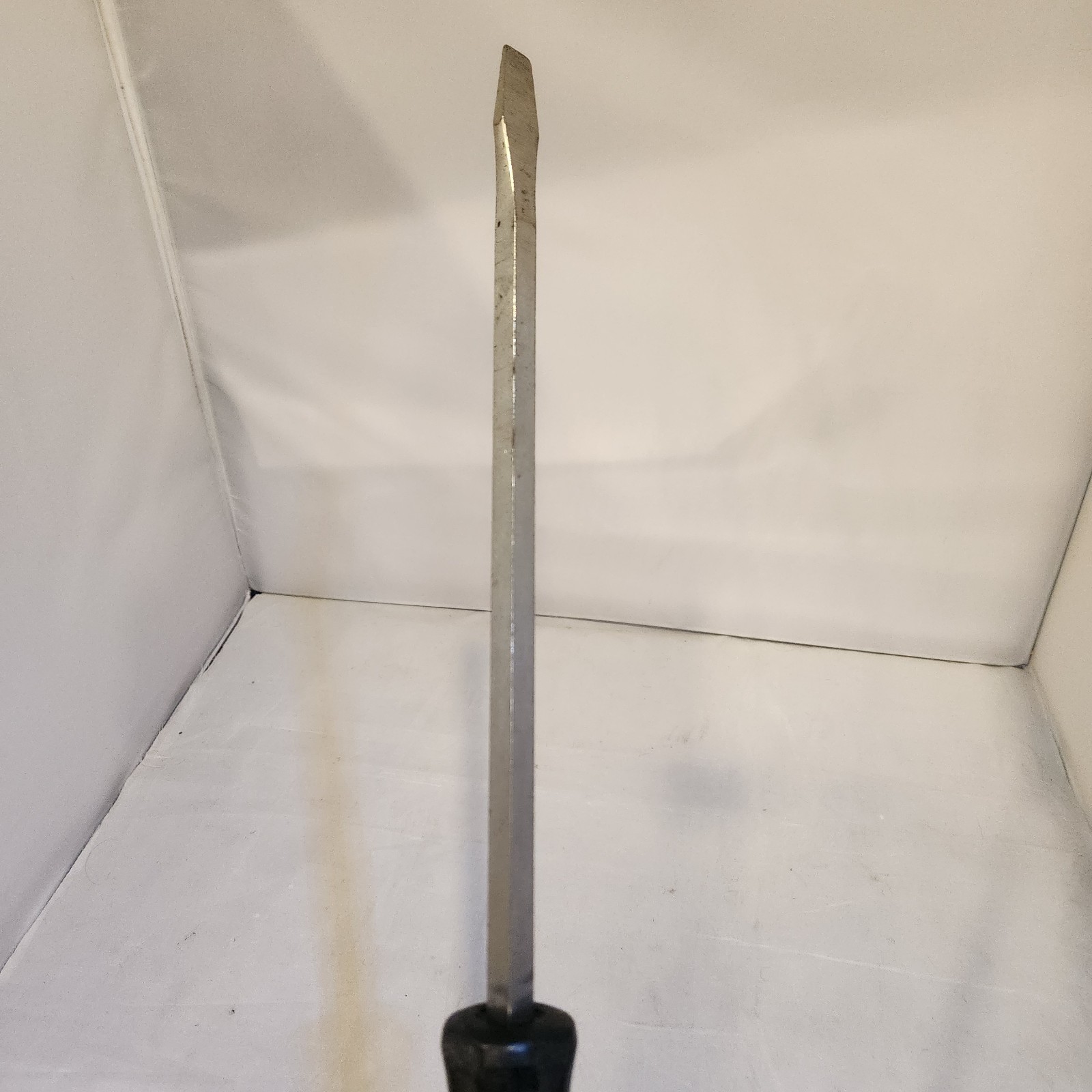 Snap-on Tools SDD412 18″ Flathead Screwdriver Black Handle USA