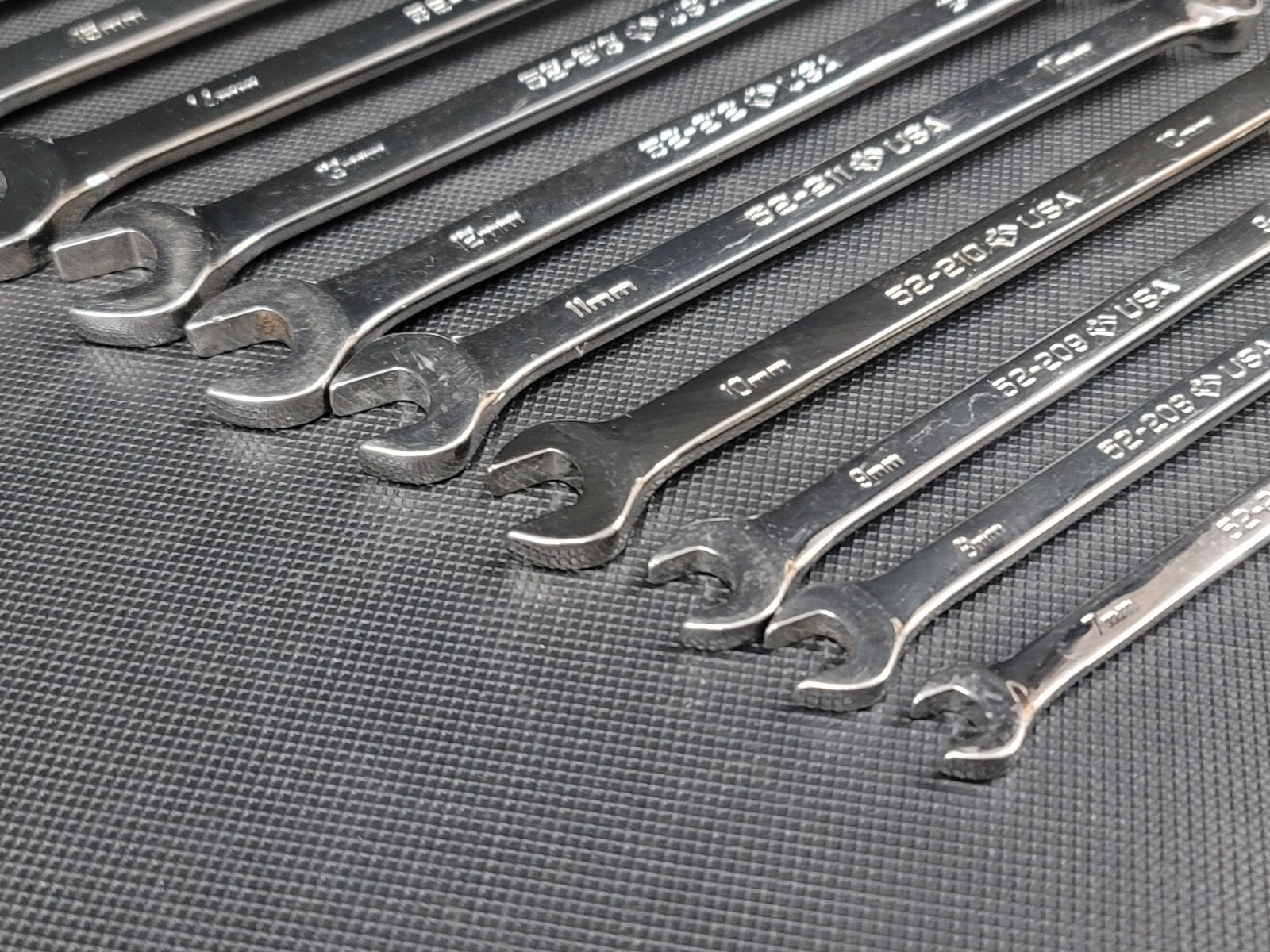 Armstrong Tools 15 pc 12 point Metric Combo Wrench Set 7-19mm & 21-22mm GMTK 52