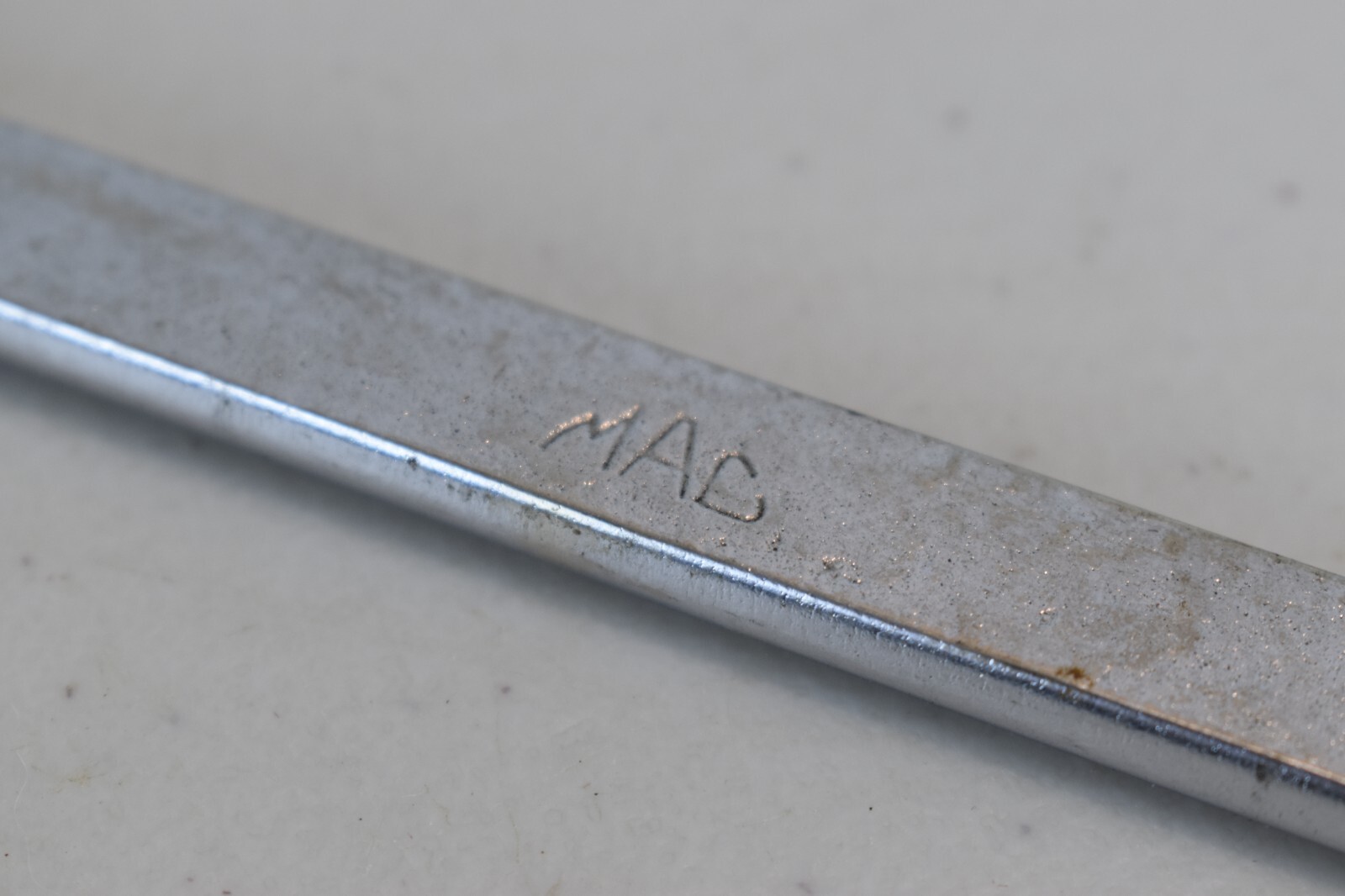 Mac Tools CH20 5/8″ SAE Combination Wrench 6 Point Brushed Chrome