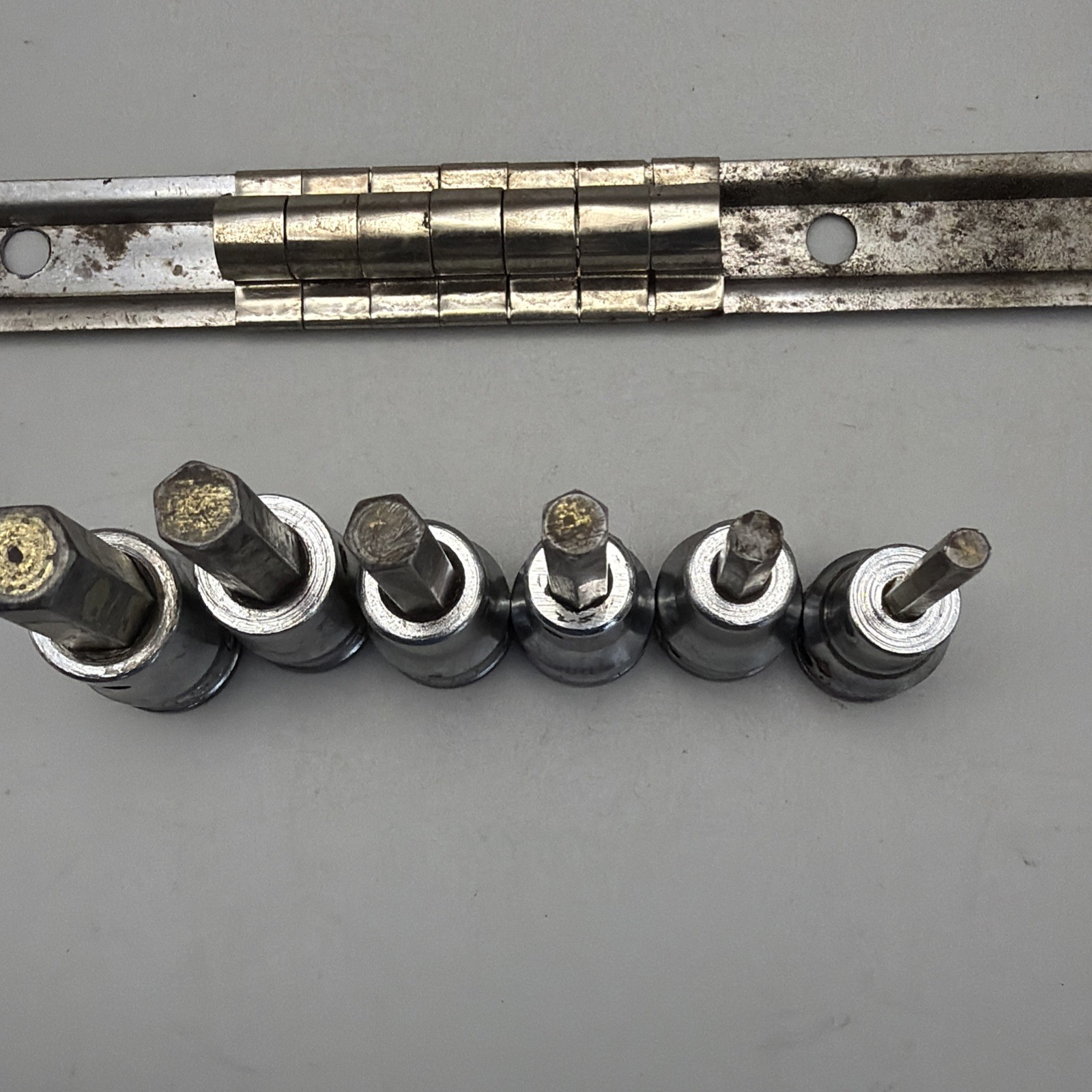 Snap-On 6 Piece Metric Hex Bit Socket Set FAM4A-FAM10B 3/8″ drive