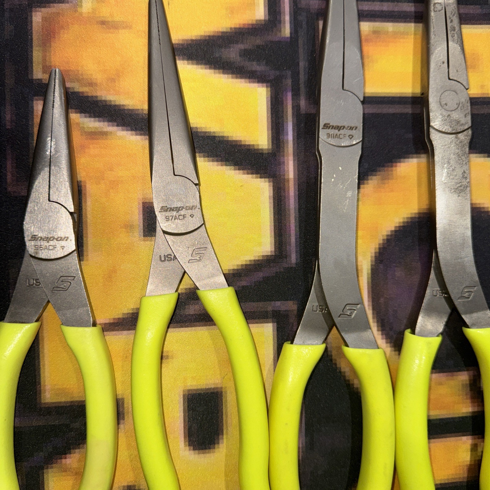 Snap-On Tools 5 PIECE HI VIZ Soft Grip LONG Neck Needle Nose Pliers Lot Set