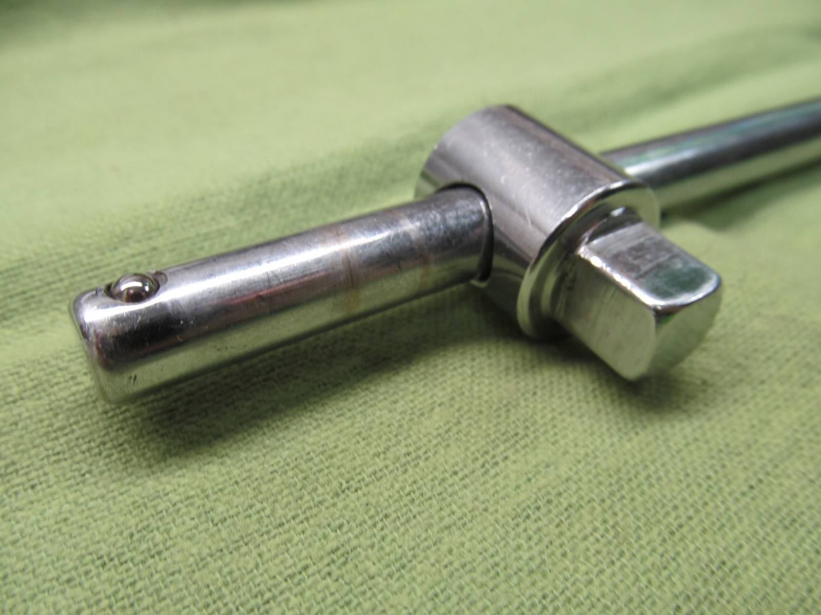 Vintage Indestro 3/8″ dr. Sliding T-Handle / Breaker Bar – pn 2763 -Made in USA