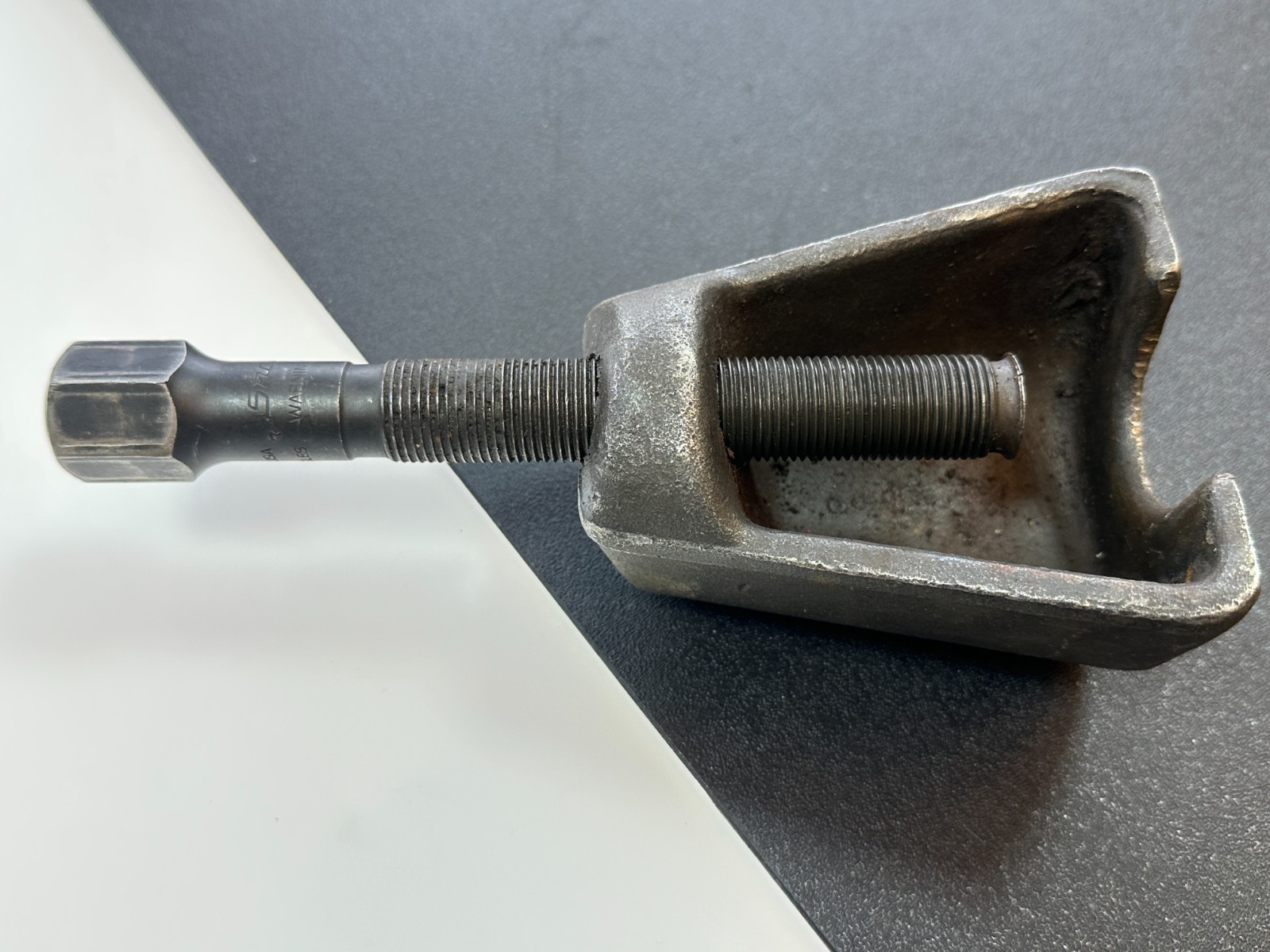 🇺🇸 Snap-on Tools USA CJ119B Pitman Arm Puller w/ CJ83-2 Pressure Screw