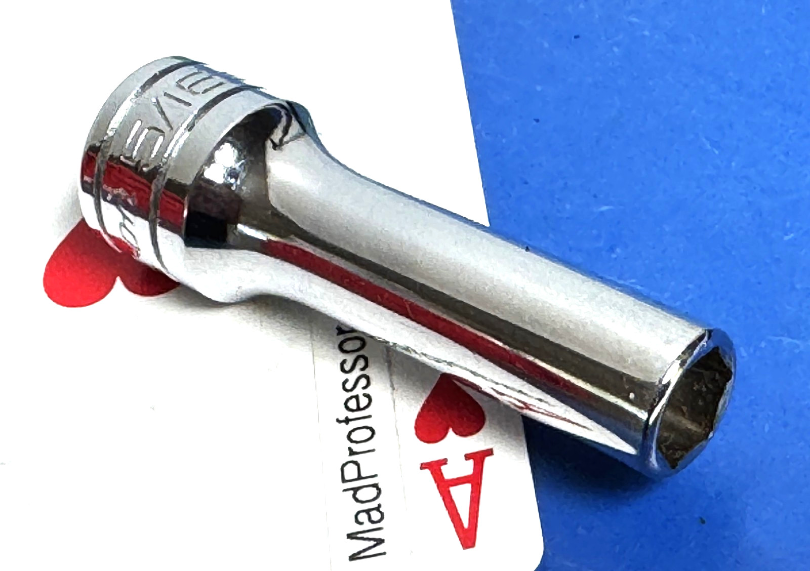 Snap-on Tools 3/8″ drive SAE 5/16″ Deep Chrome 6-point Socket wrench SFS101 NEW