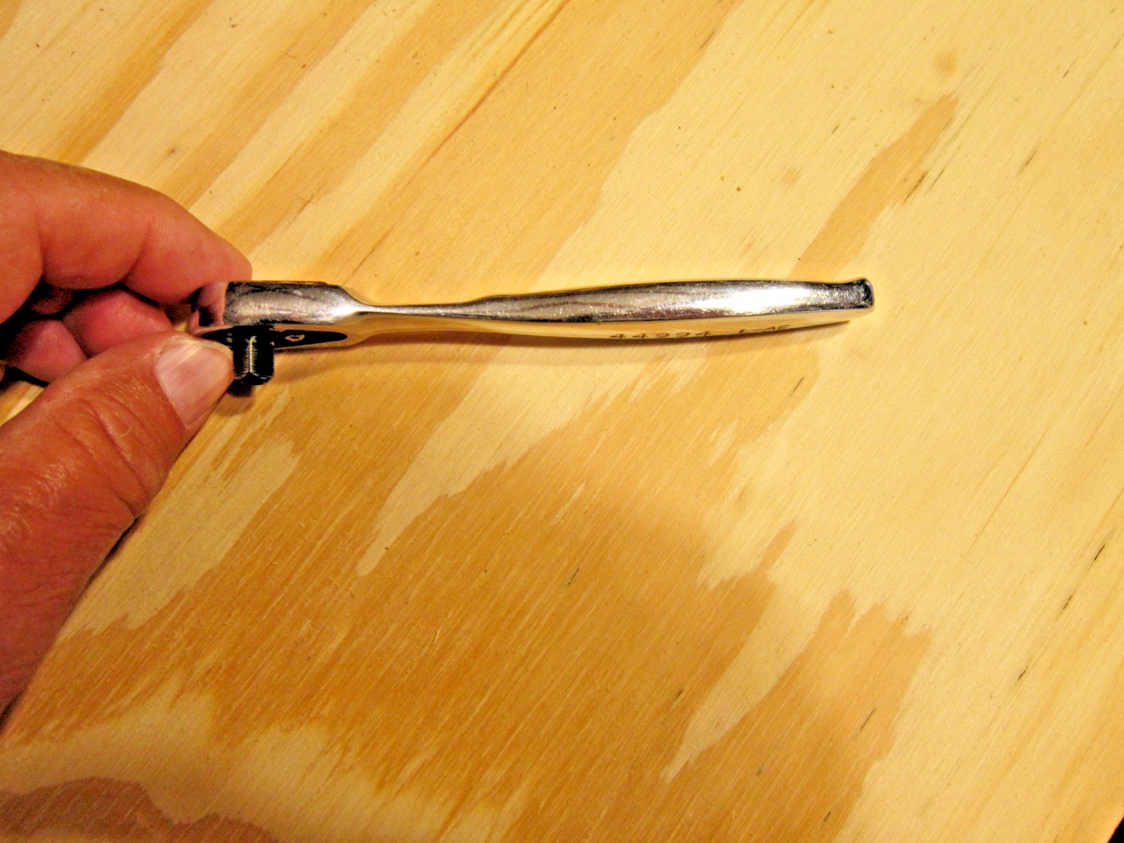 Craftsman 1/4″ Drive Thin Profile Ratchet 84 Tooth 44994 L-AE