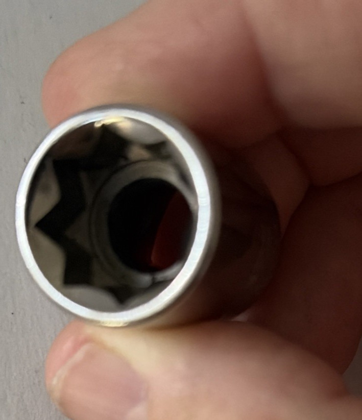 Craftsman 3/8″ Drive #44345 8pt Shallow Socket -G- Series