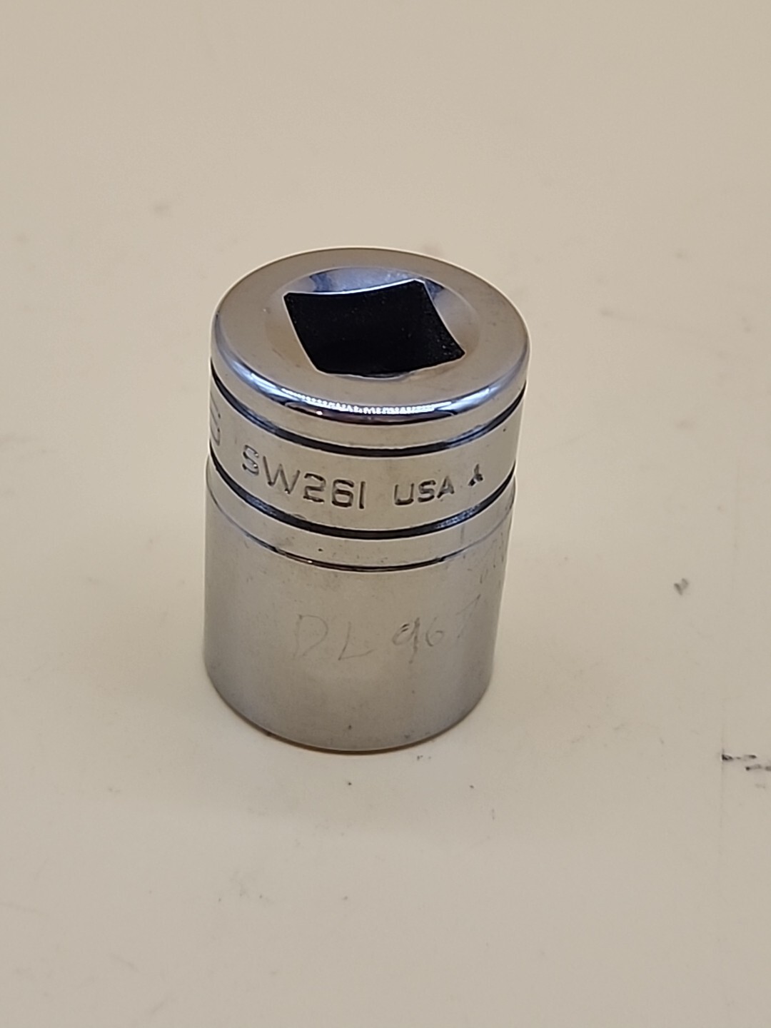 Snap-on Tool 13/16″ SAE Flank Drive Shallow Socket 1/2″ Drive 12 Pt SW261 USA