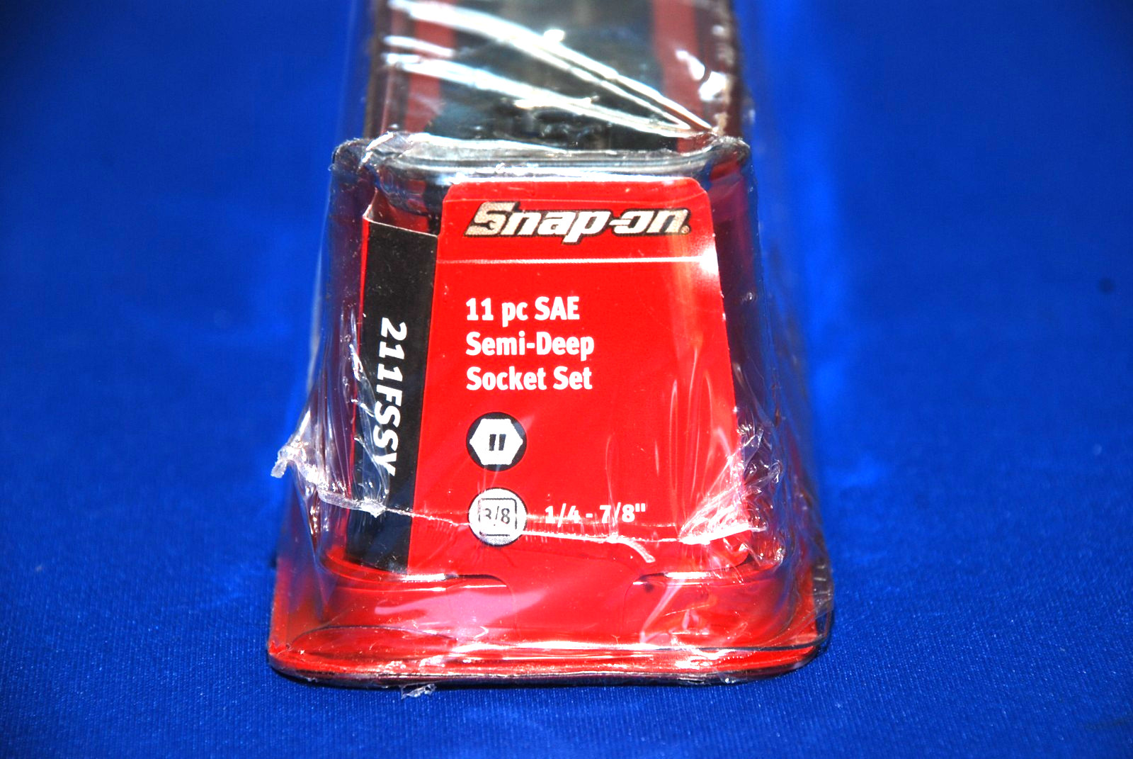 Snap-on NEW 11 Piece 3/8″ Drive 6-Point SAE Flank Drive Semi-Deep Socket Set