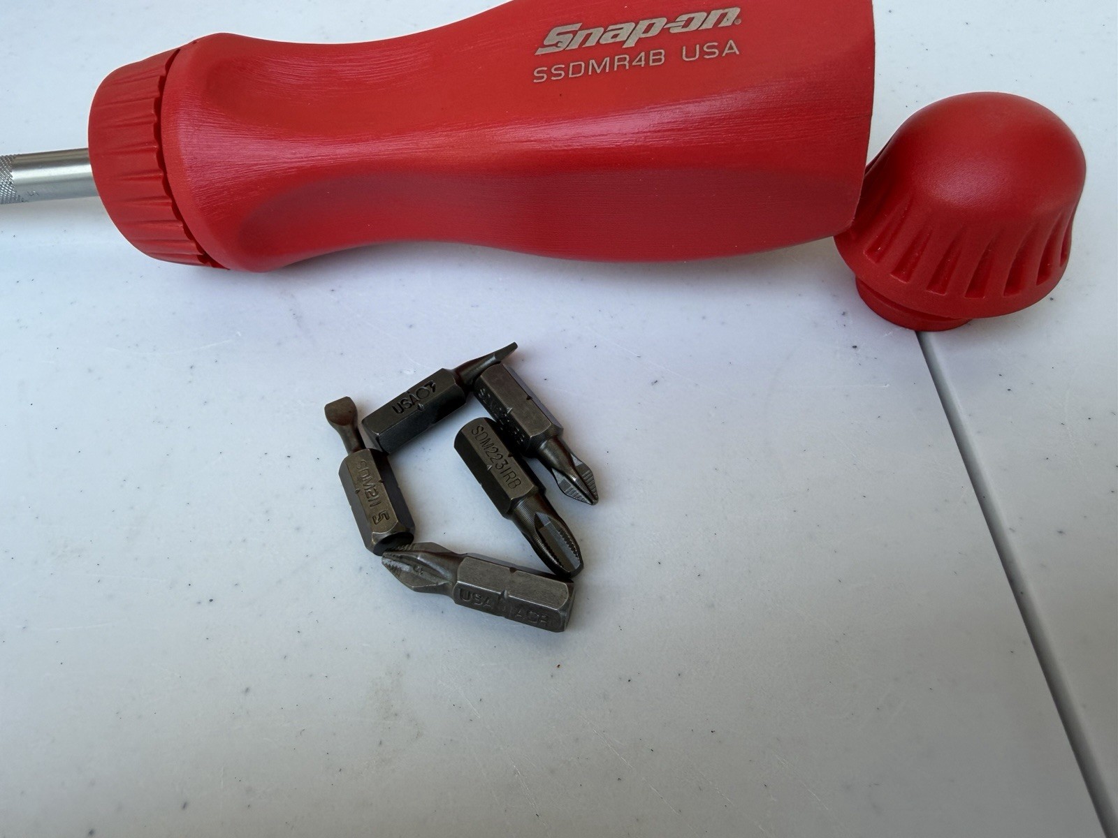 Snap-on Tools USA NEW RED Hard Handle Ratcheting Screwdriver SSDMR4BR
