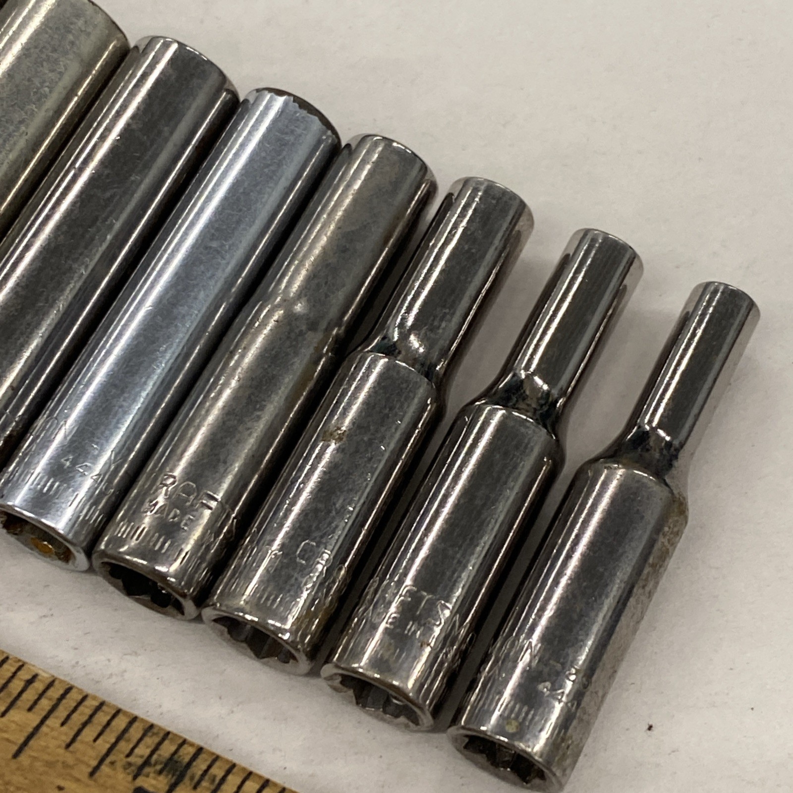 Craftsman USA 1/4 dr. 11 pc. 6 pt socket set Mixed Series Deep 4 – 14mm, M0867
