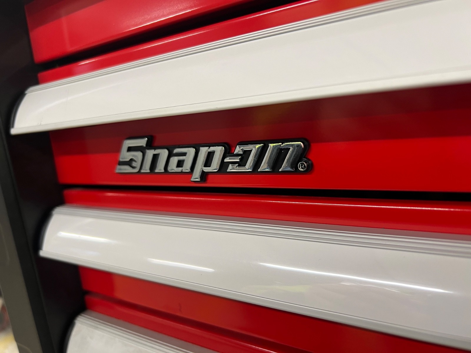 Snap On Tools METAL 3D Toolbox Roll Cab Chrome Badge Emblem Sticker Decal logo.