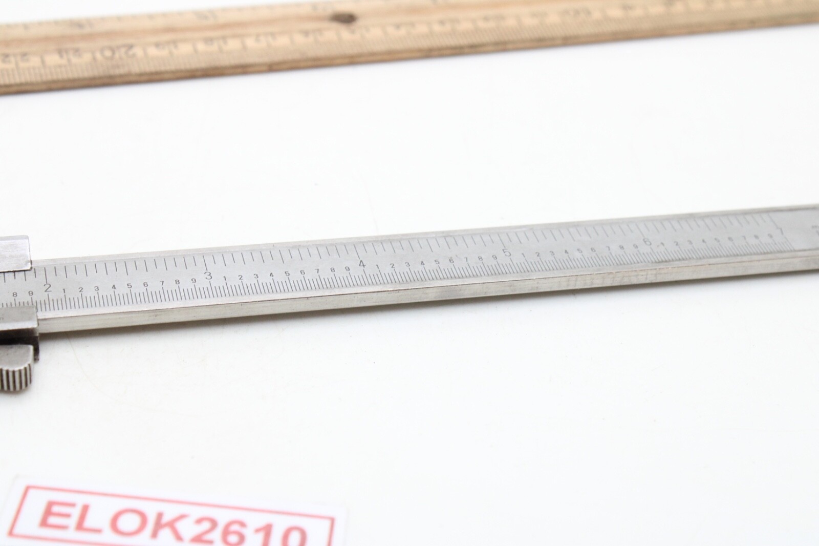 Mitutoyo Caliper 9″ Measures to 7″ Stainless Steel No Case