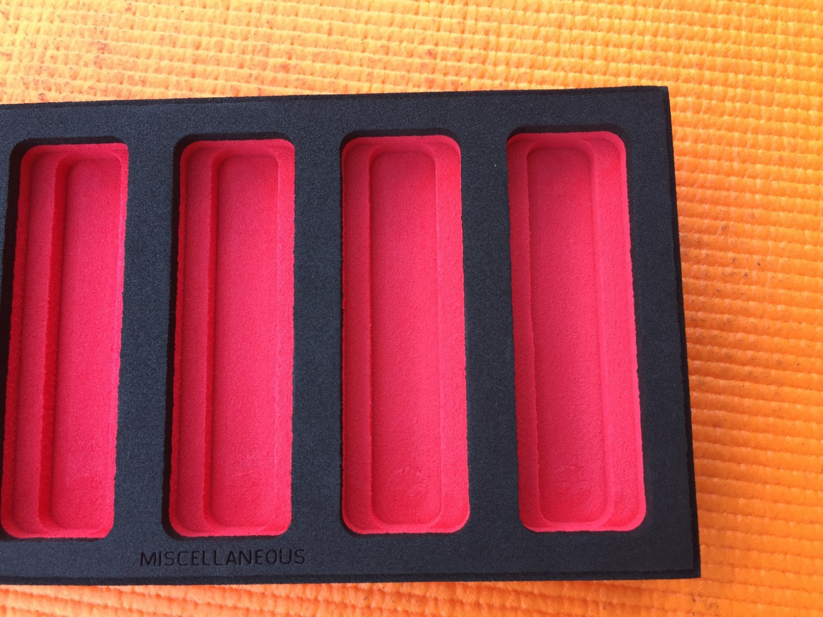 Snap-on Tools USA NEW RED Foam MISCELLANEOUS Storage Organizer FMS004BR