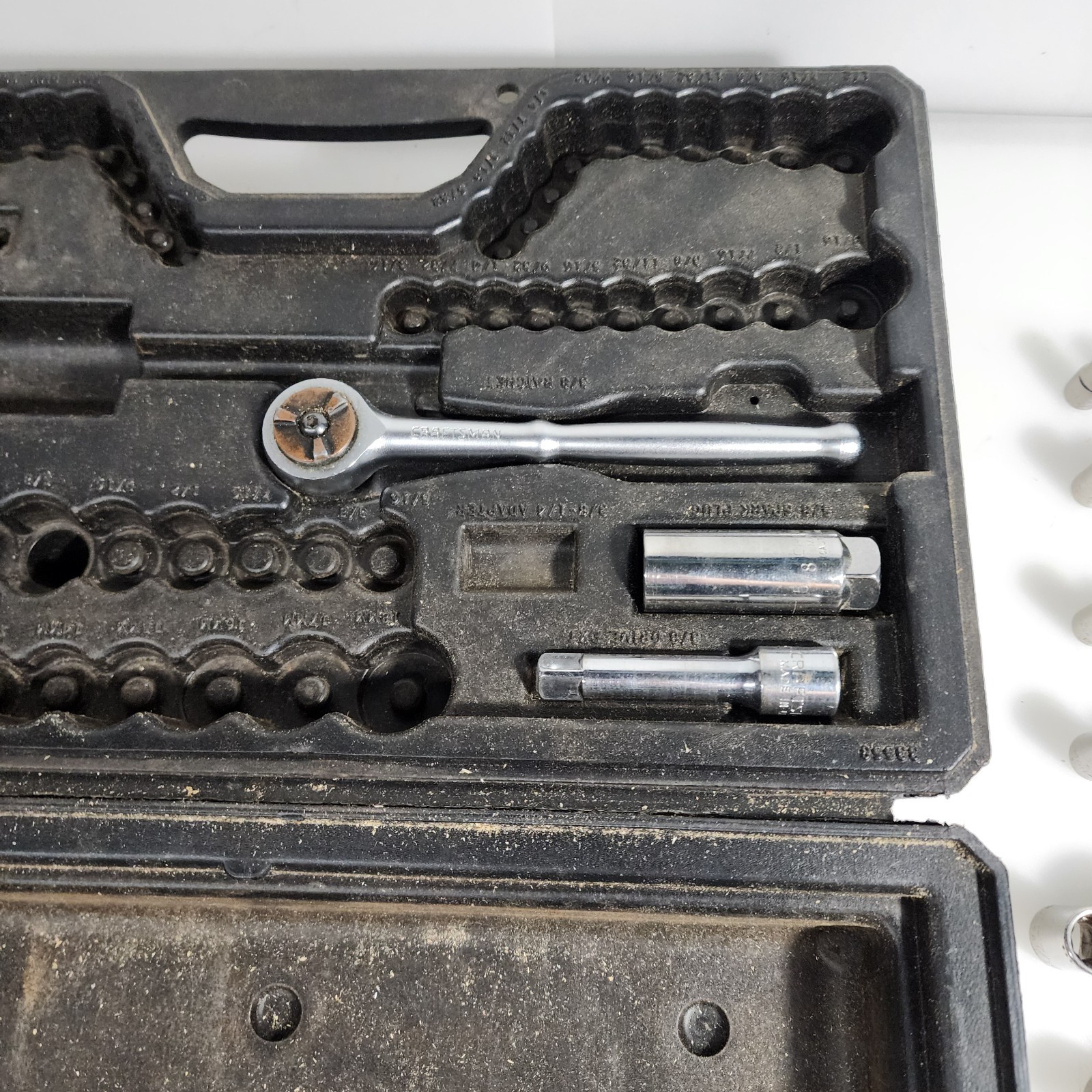 CRAFTSMAN USA 3/8″ Drive 58 Piece Socket Set Great Shape