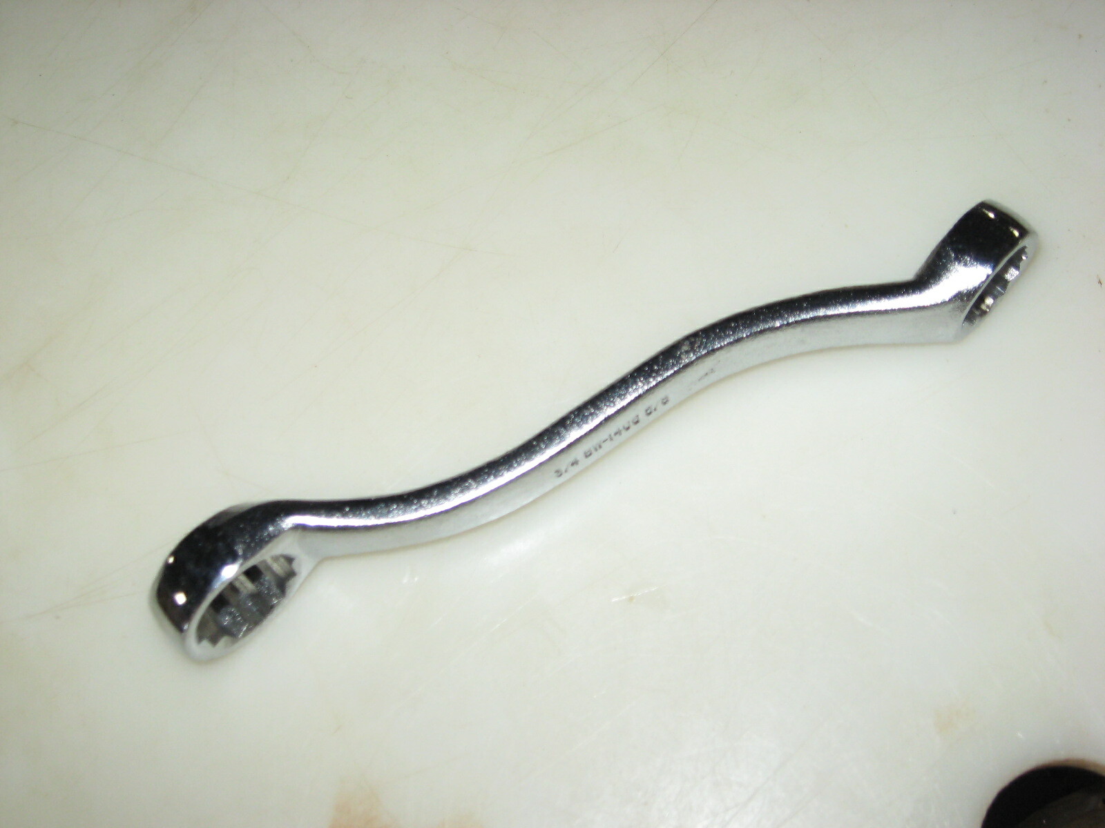 NEW 5/8″ x 3/4″ 12-pt SHORT BOX END WRENCH, 45-degree OFFSET, USA, B/H # BW-1406