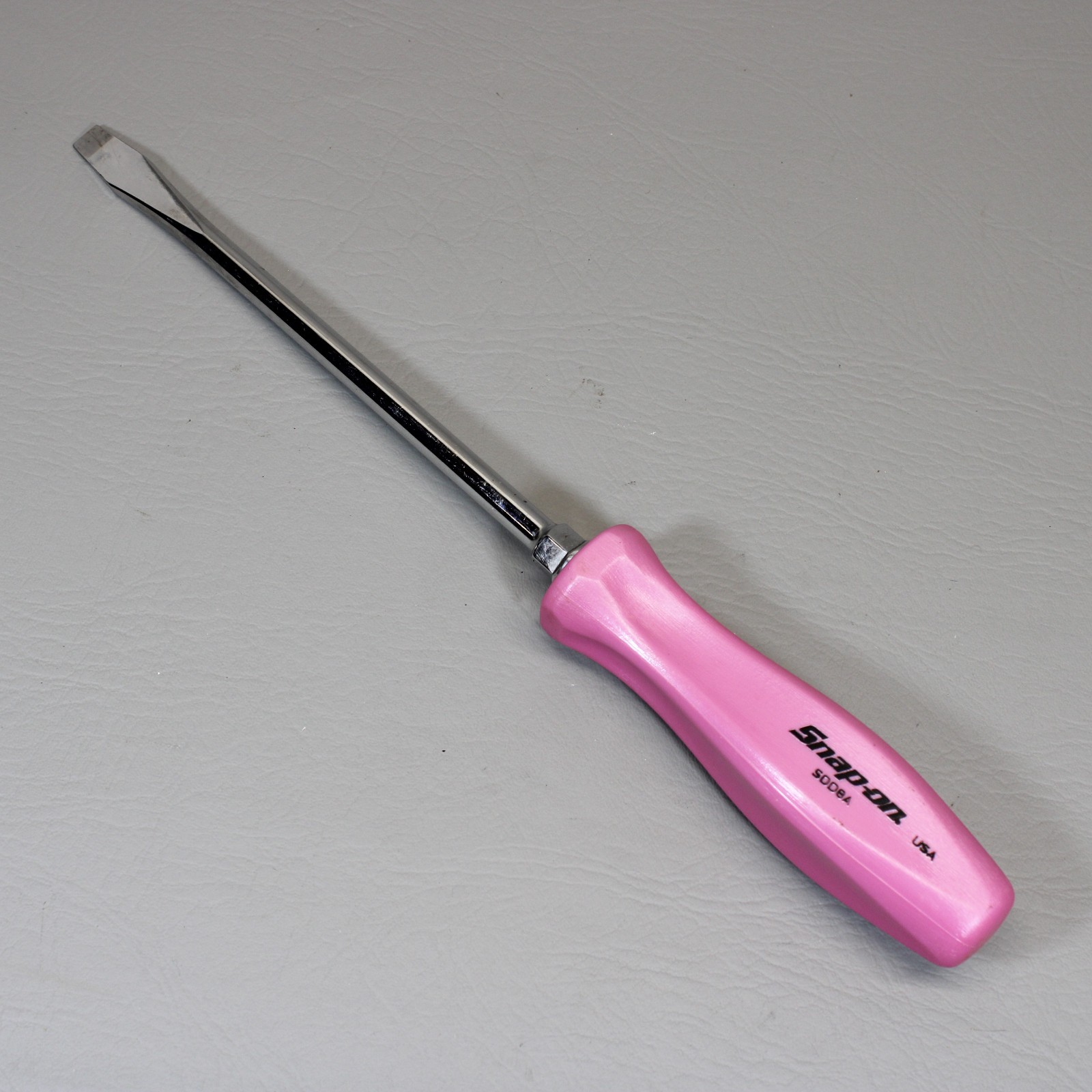 Snap On Large 3/8″ Flat Head Screwdriver Pink SDD8A