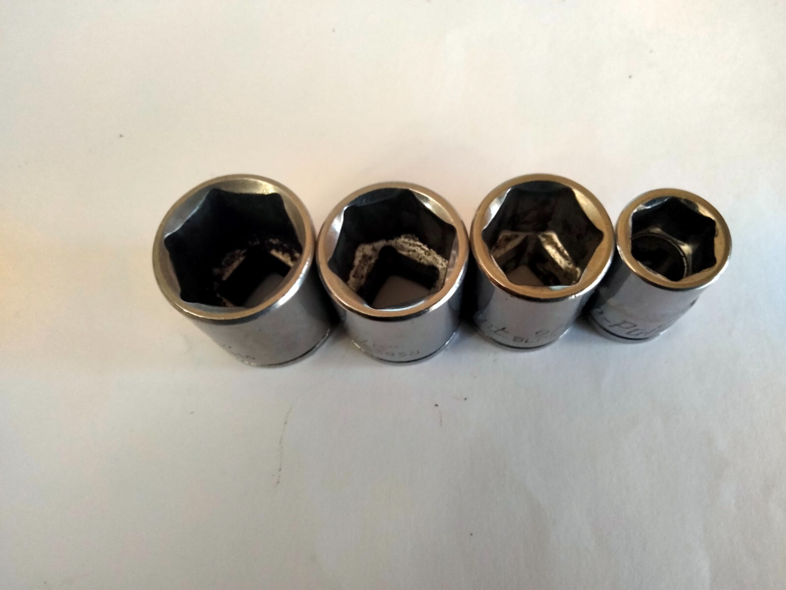 Blue point tools 3/8′ Drive 4 pcs sockrts.